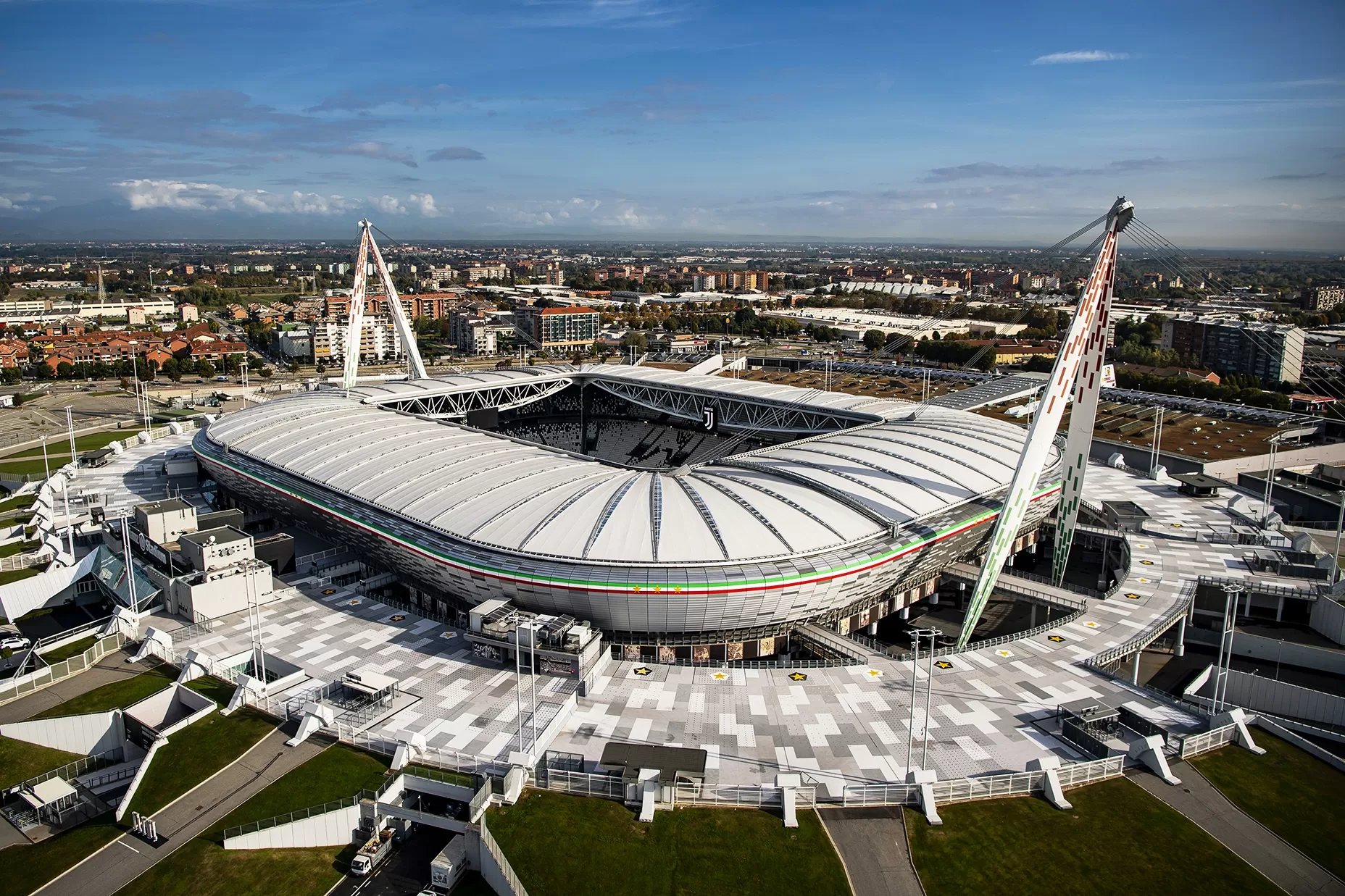 Allianz Stadium: A temple of modern football - Calcio Deal