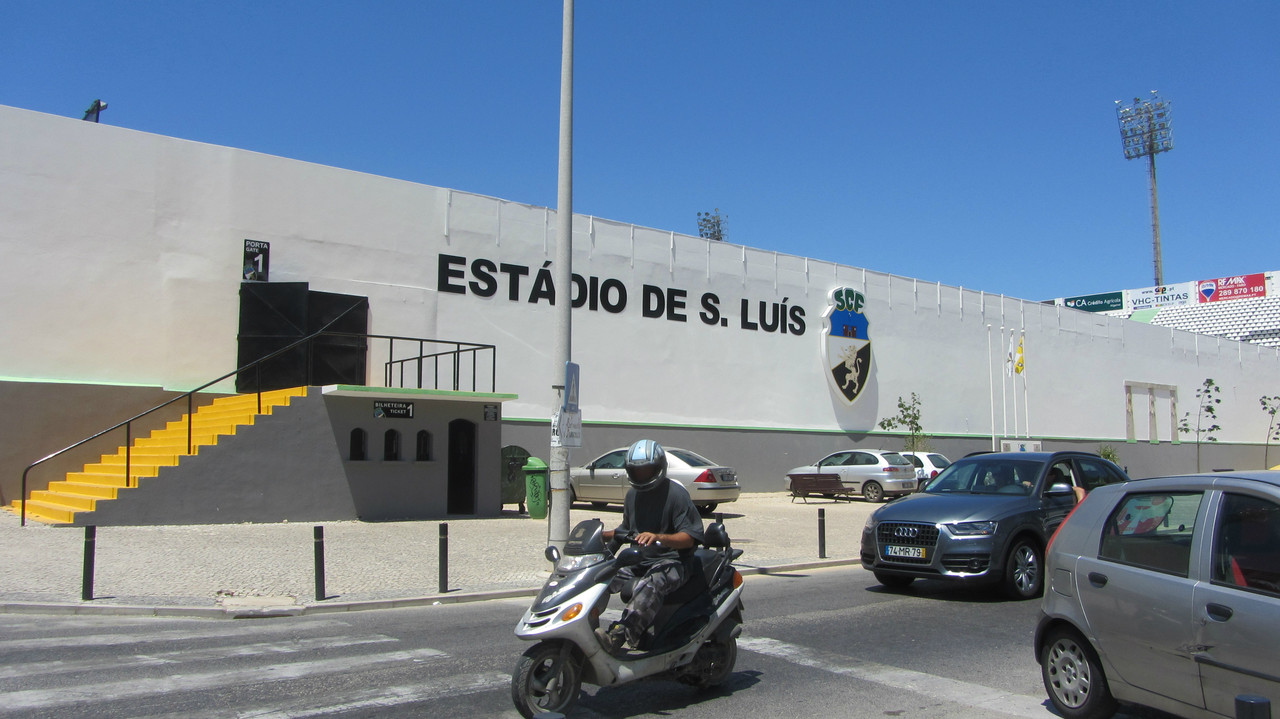 Sân vận động Estádio de São Luís - Ngôi nhà của câu lạc bộ bóng đá Farense
