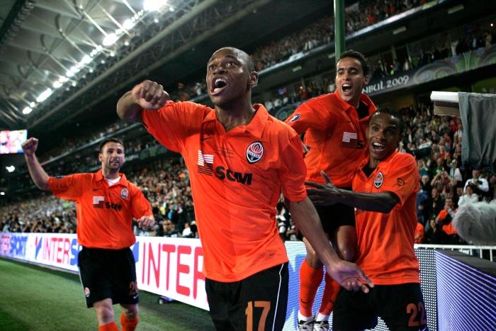 Shakhtar Donetsk's Luis Adriano celebrates scoring the opening goal of the game