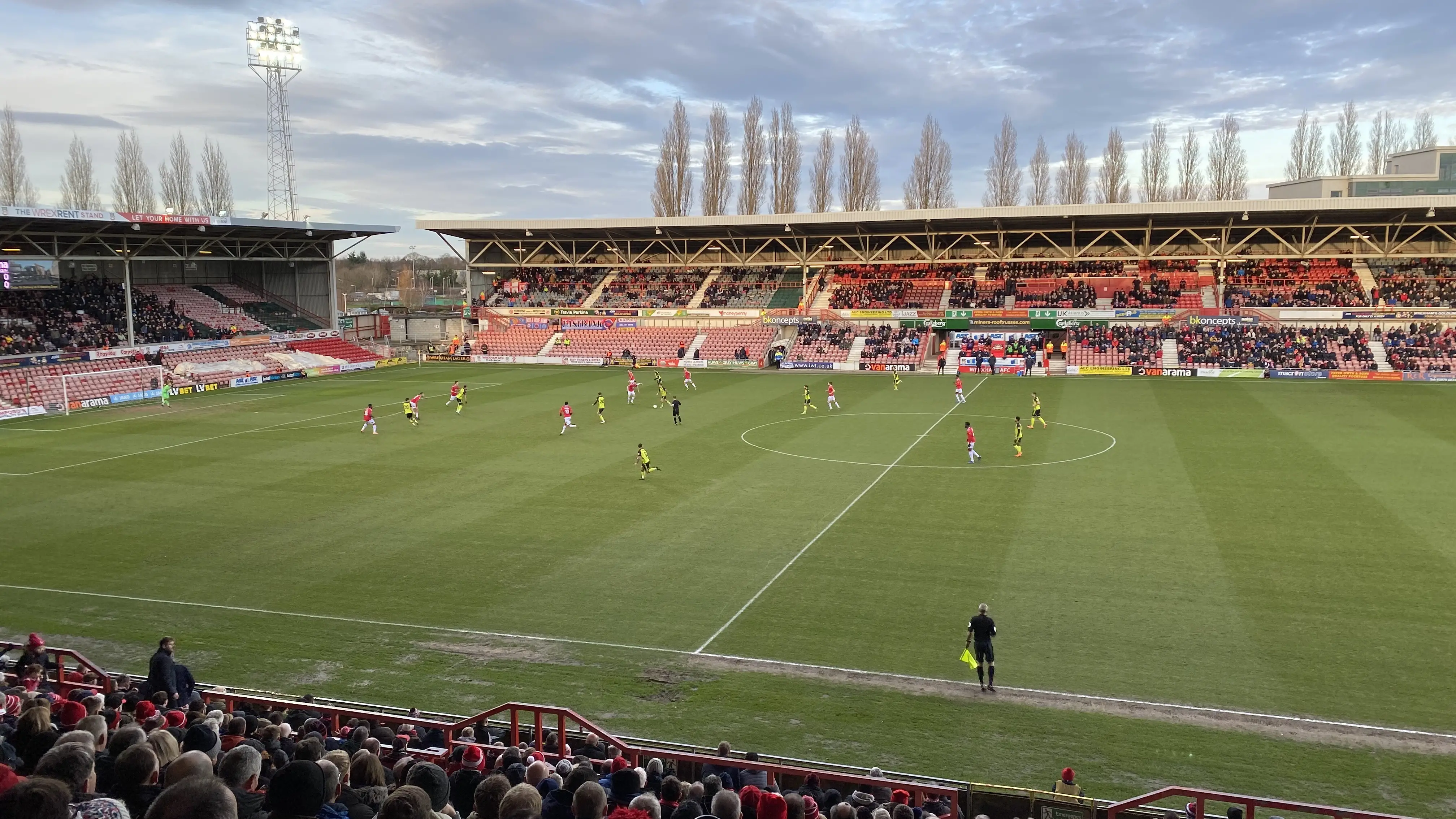 Sân vận động Racecourse Ground: Điểm đến thể thao nổi bật tại xứ Wales