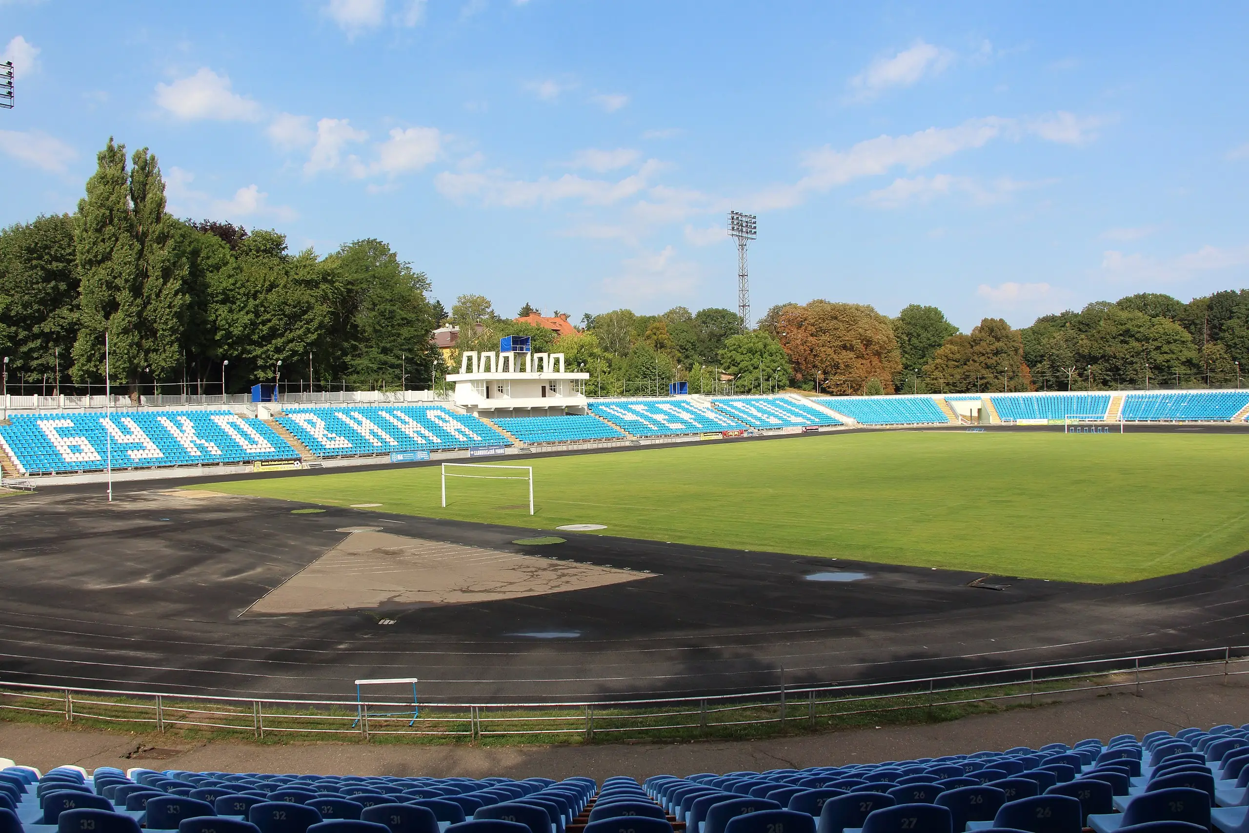 Sân vận động Stadion Bukovyna: Địa điểm thể thao hấp dẫn tại Ukraine