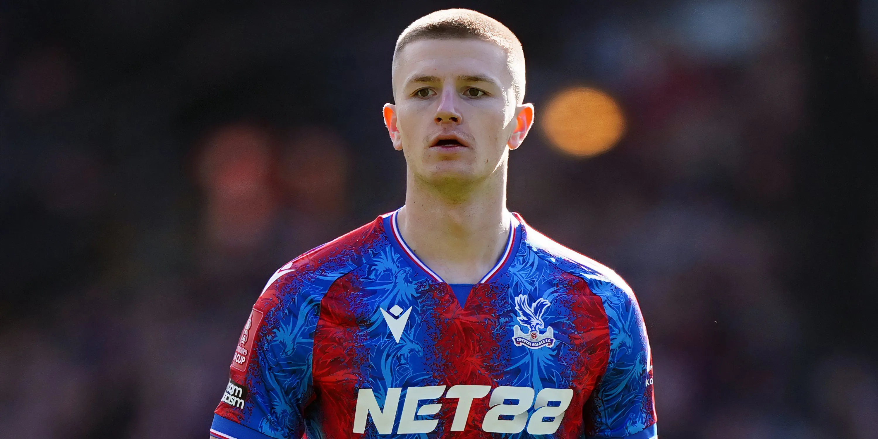 Adam Wharton thi đấu năng nổ trong màu áo Crystal Palace tại Premier League