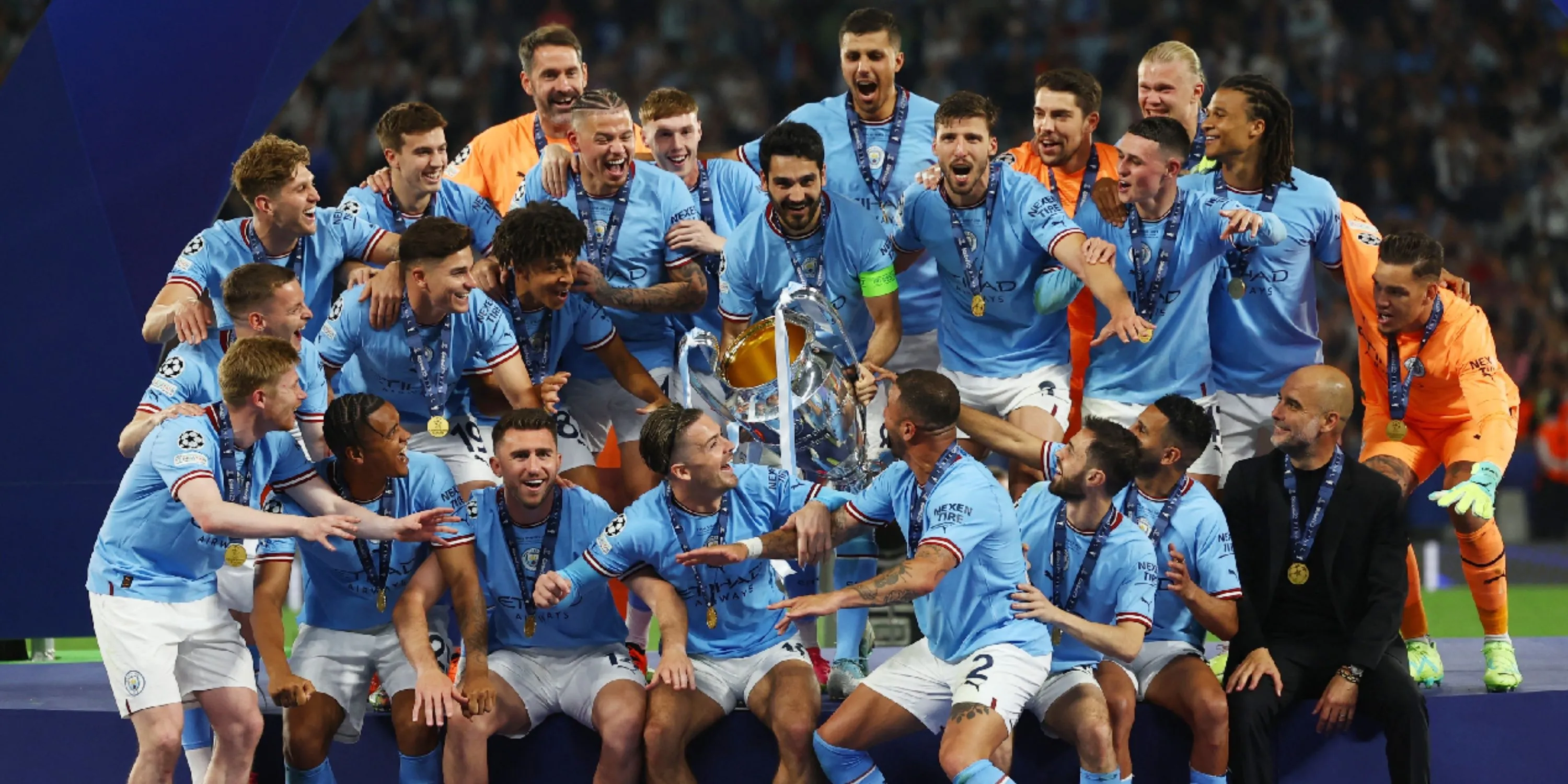 Các cầu thủ Manchester City ăn mừng chức vô địch Champions League lịch sử