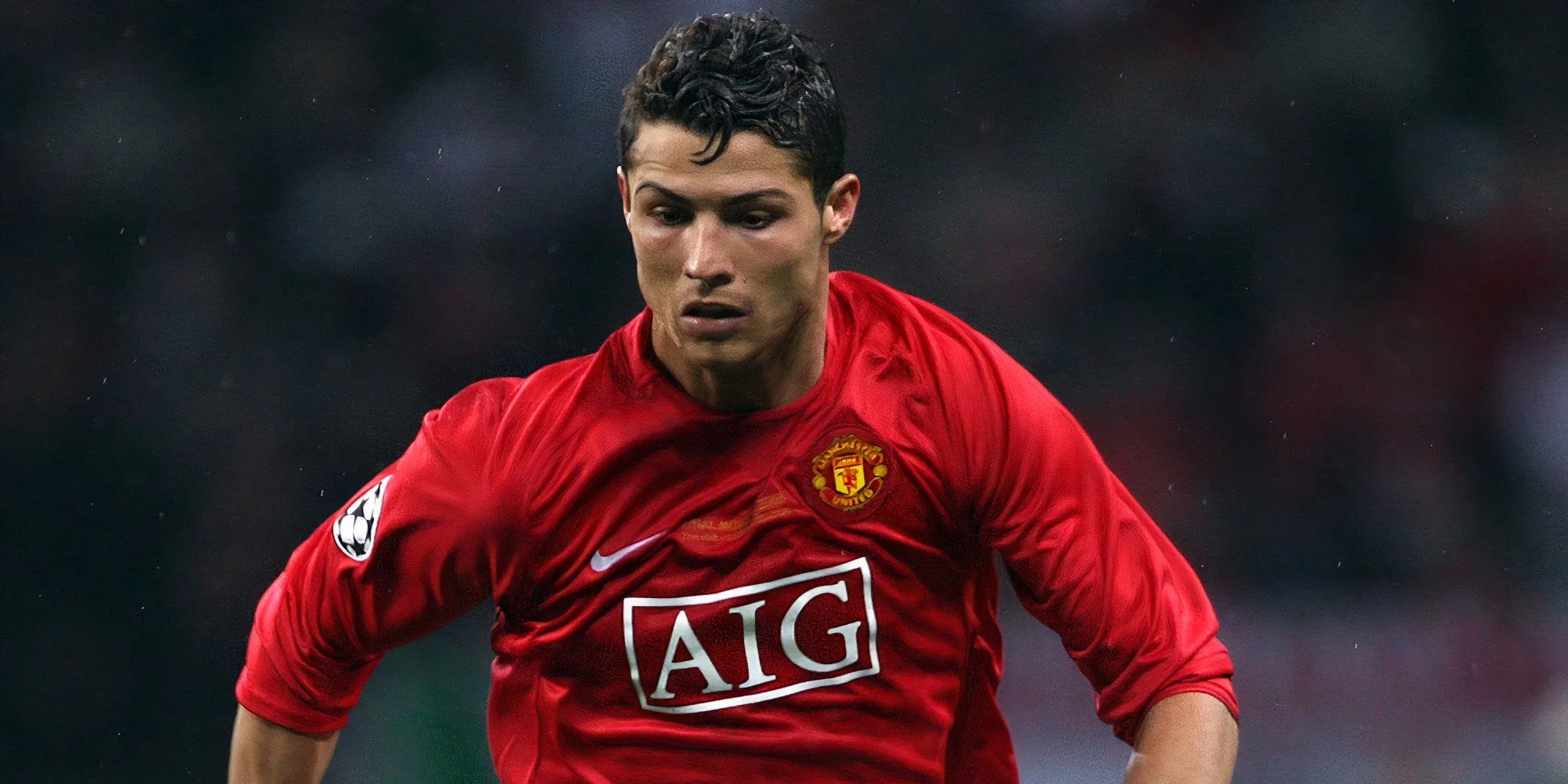 Cristiano Ronaldo trong màu áo Manchester United tại Ngoại hạng Anh