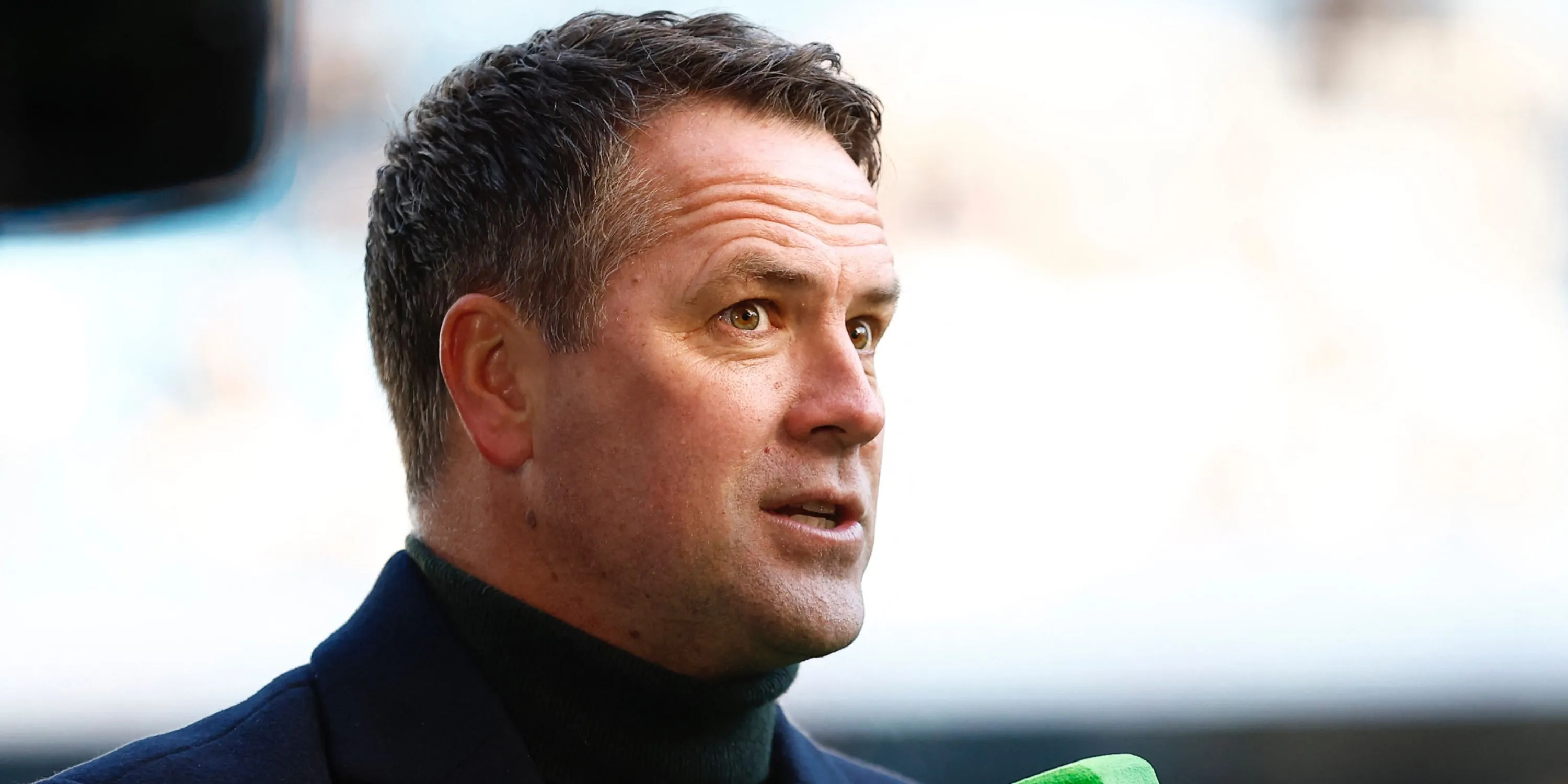Michael Owen, cựu tiền đạo Liverpool và Manchester United, đối mặt chỉ trích từ CĐV The Kop