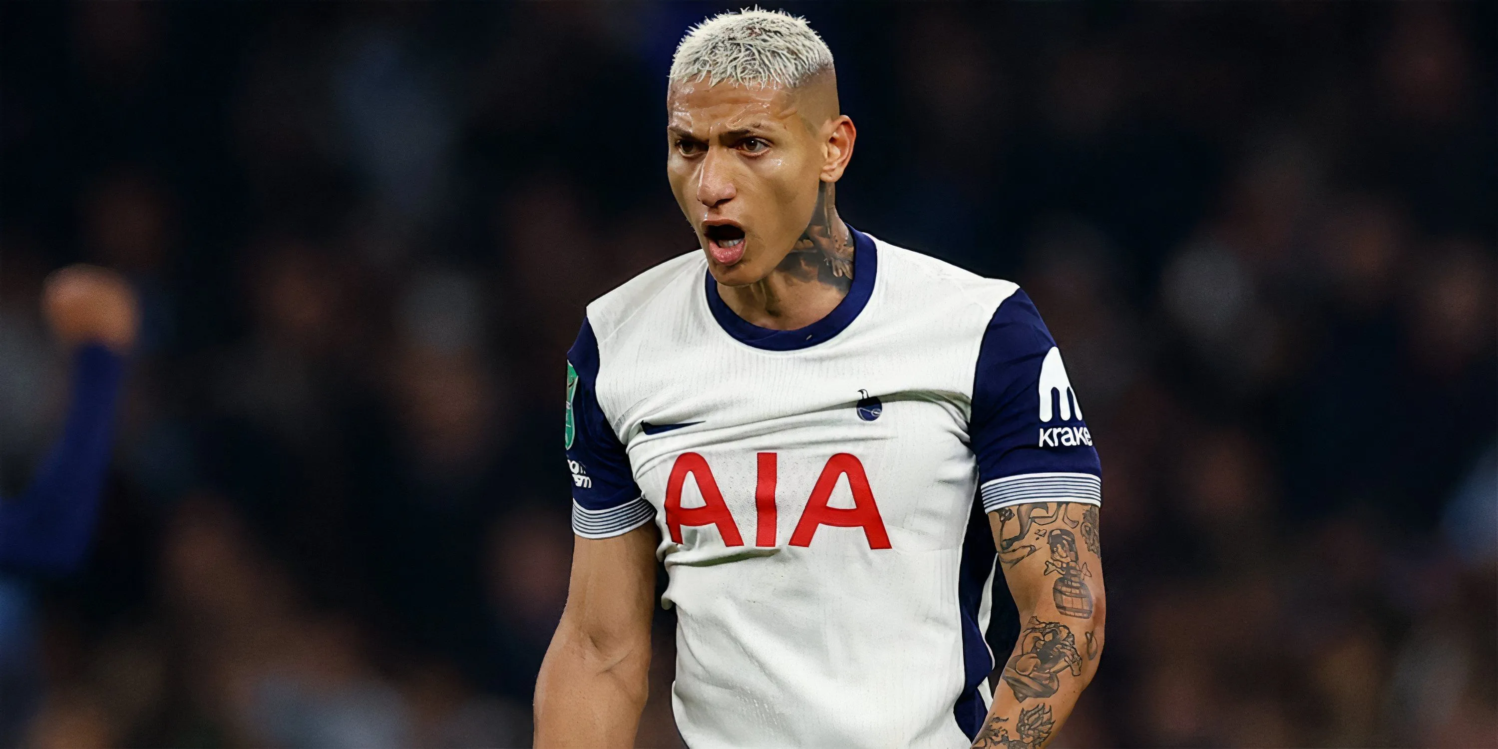 Richarlison thi đấu trong màu áo Tottenham Hotspur mùa giải 2024/25