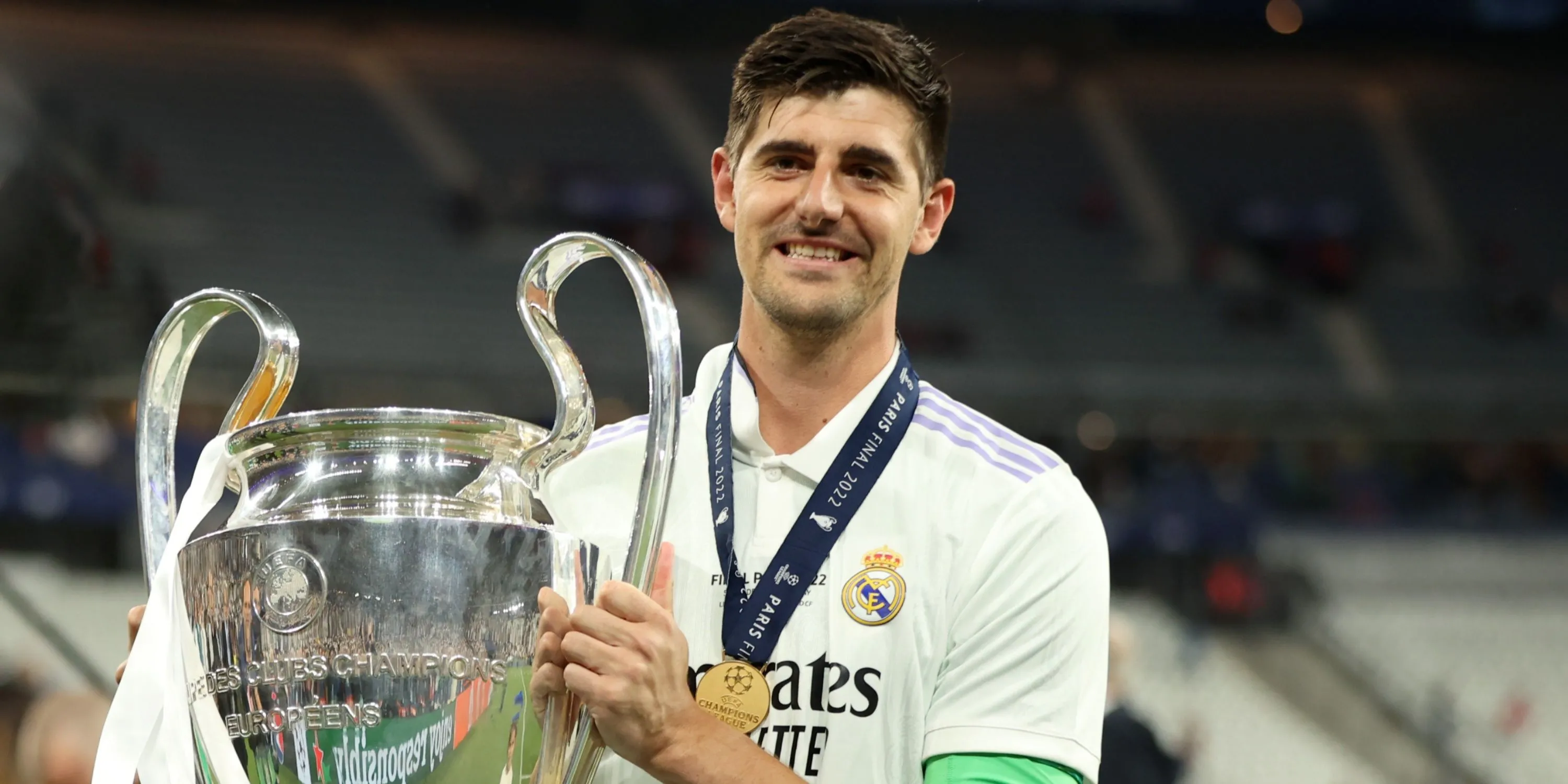 Thủ môn Thibaut Courtois của Real Madrid trong một pha cứu thua