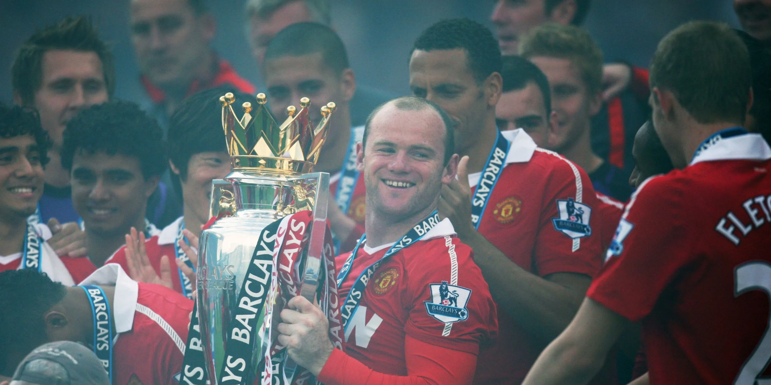 Wayne Rooney, chân sút vĩ đại của Manchester United, thi đấu trên sân