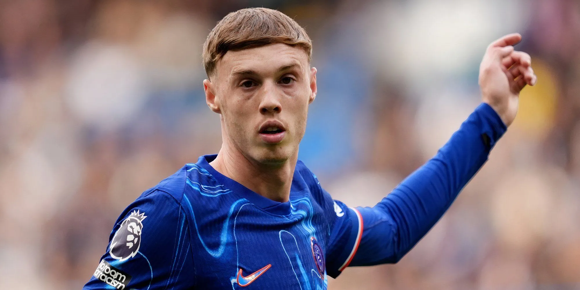 Cole Palmer ăn mừng bàn thắng vào lưới Liverpool tại Premier League