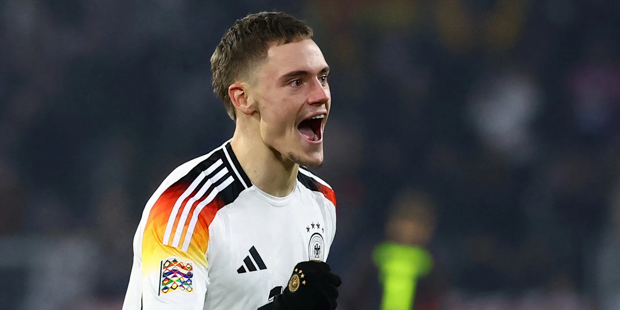 Florian Wirtz trong màu áo Bayer Leverkusen, mục tiêu hàng đầu trên thị trường chuyển nhượng hè