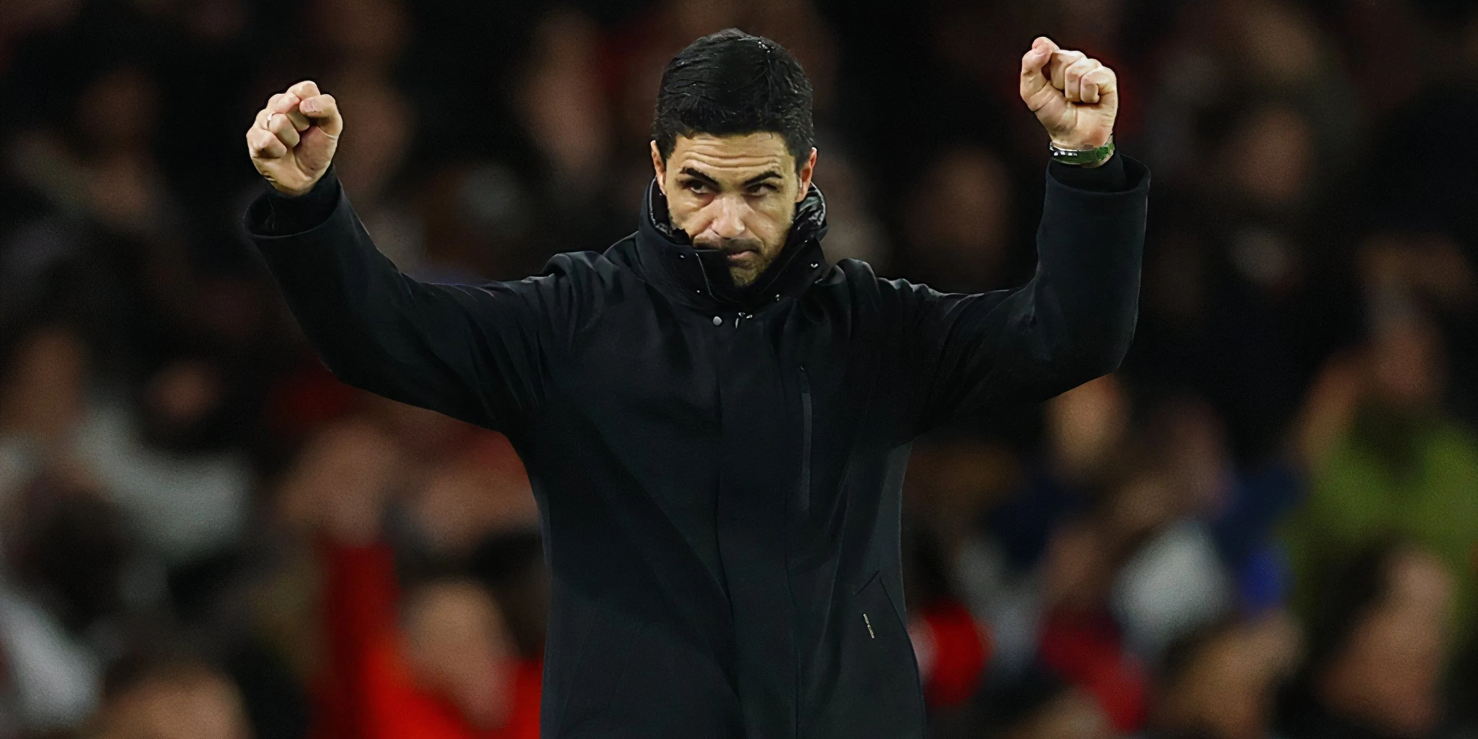 HLV Mikel Arteta ăn mừng đầy cảm xúc cùng Arsenal