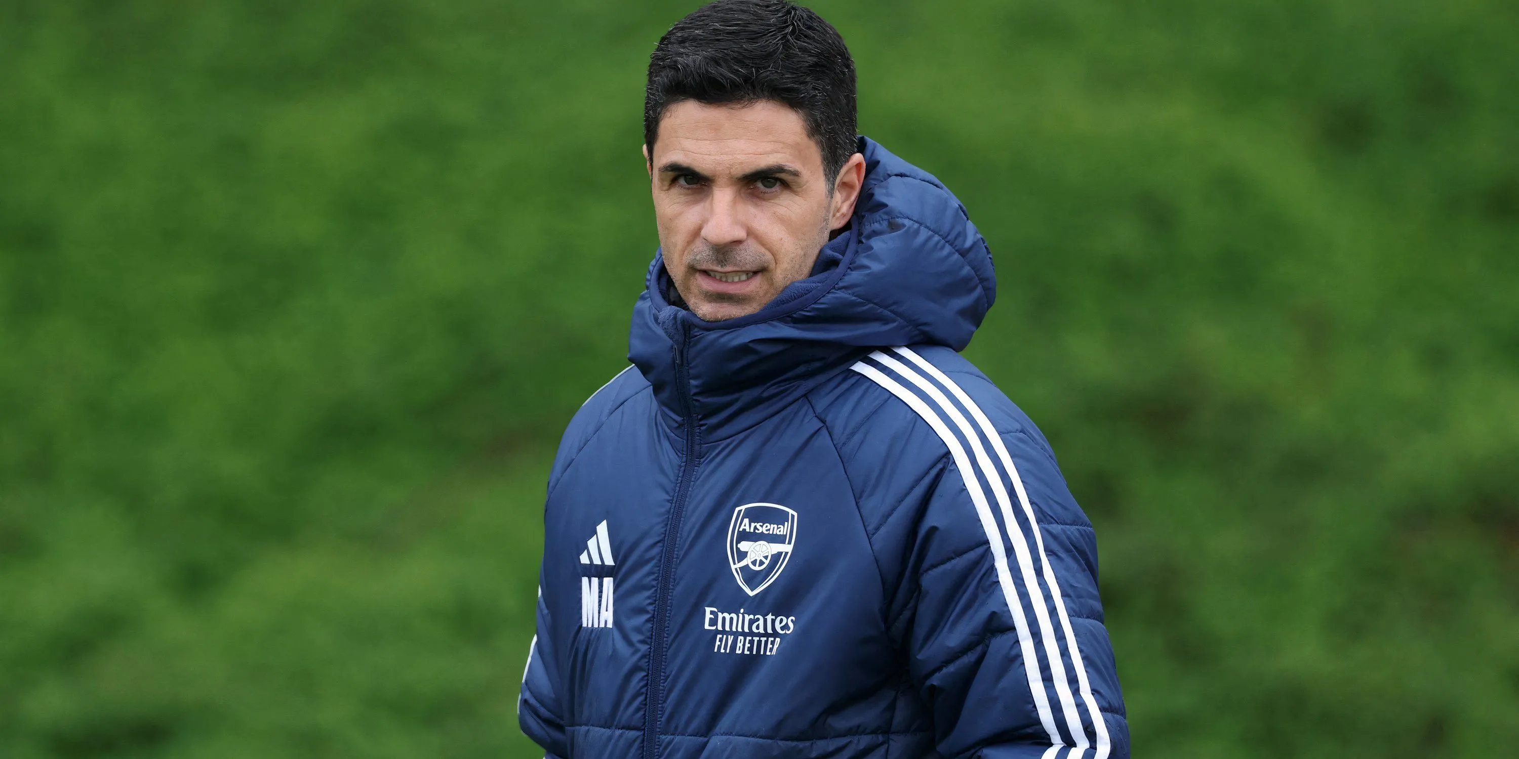 Huấn luyện viên Mikel Arteta của Arsenal, người được cho là ngưỡng mộ Dean Huijsen