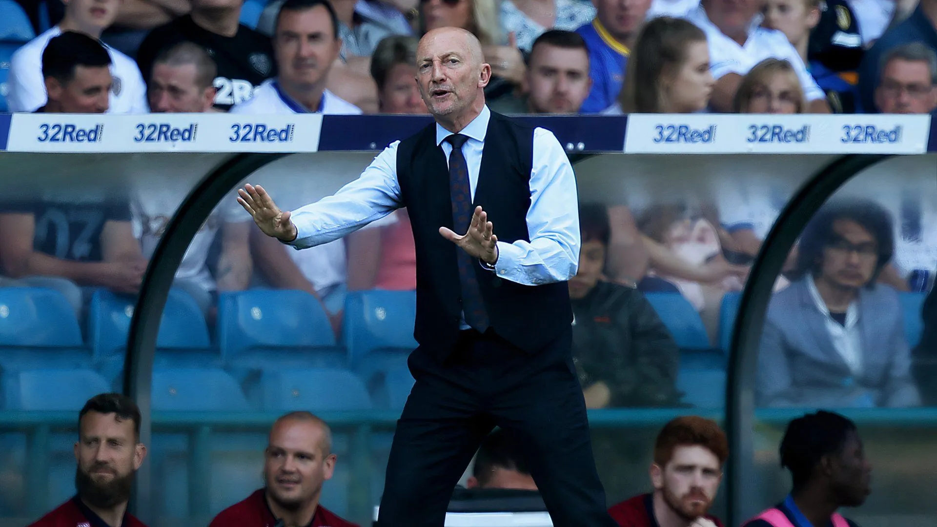 Ian Holloway trong màu áo HLV của QPR