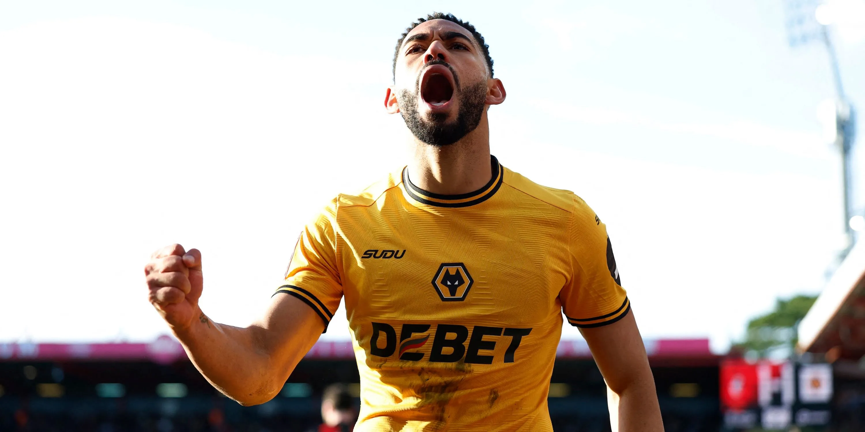 Matheus Cunha thể hiện cảm xúc trong trận đấu của Wolverhampton Wanderers