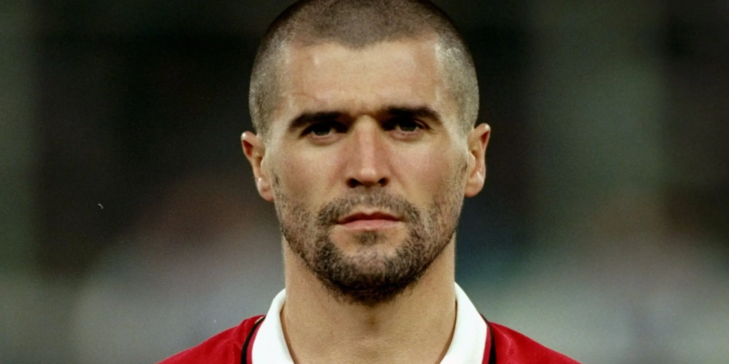 Roy Keane tiền vệ huyền thoại của Man Utd với hợp đồng mới lương 90000 bảng
