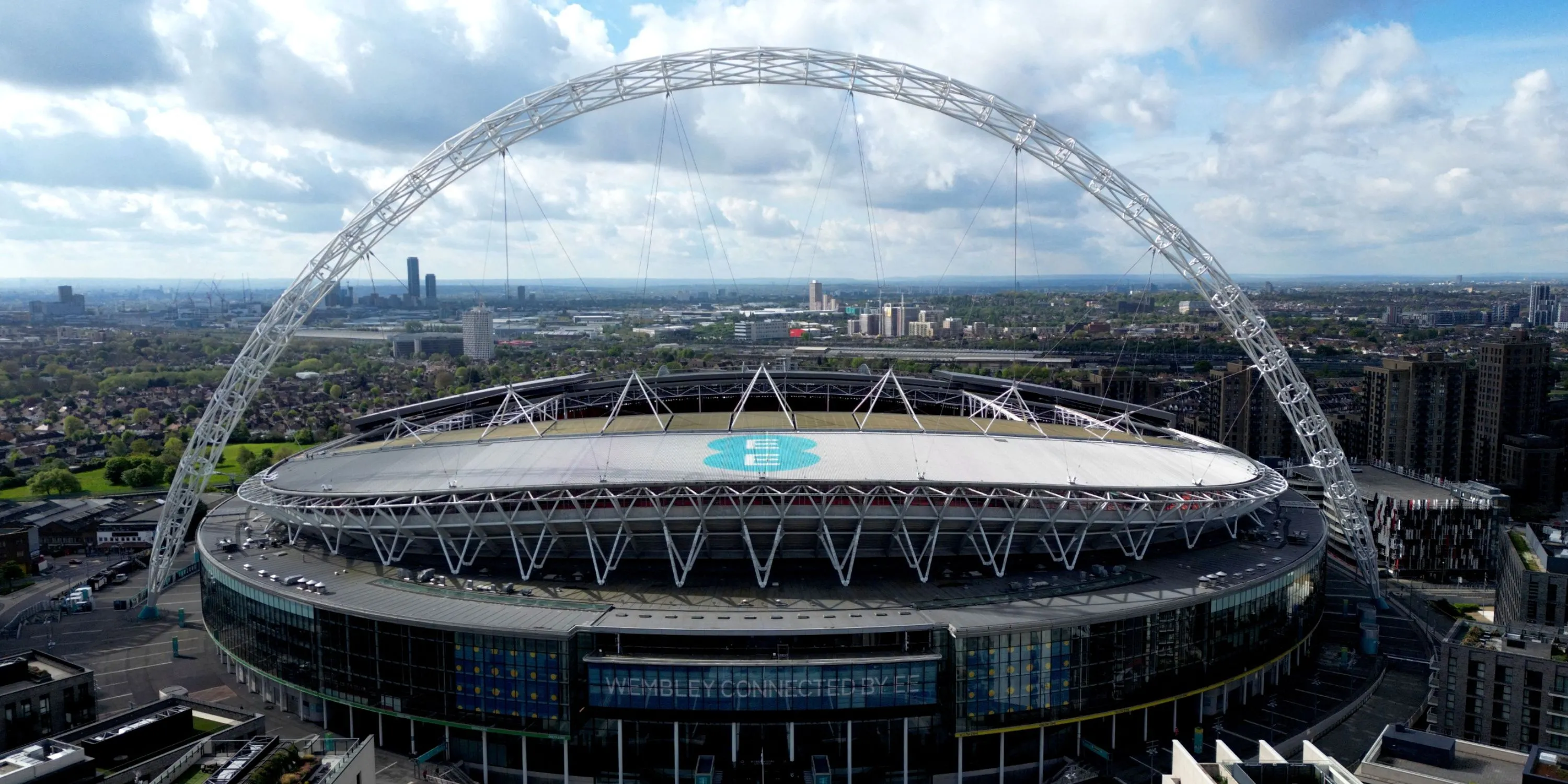 Sân vận động Wembley nơi diễn ra các trận đấu quan trọng của bóng đá Anh