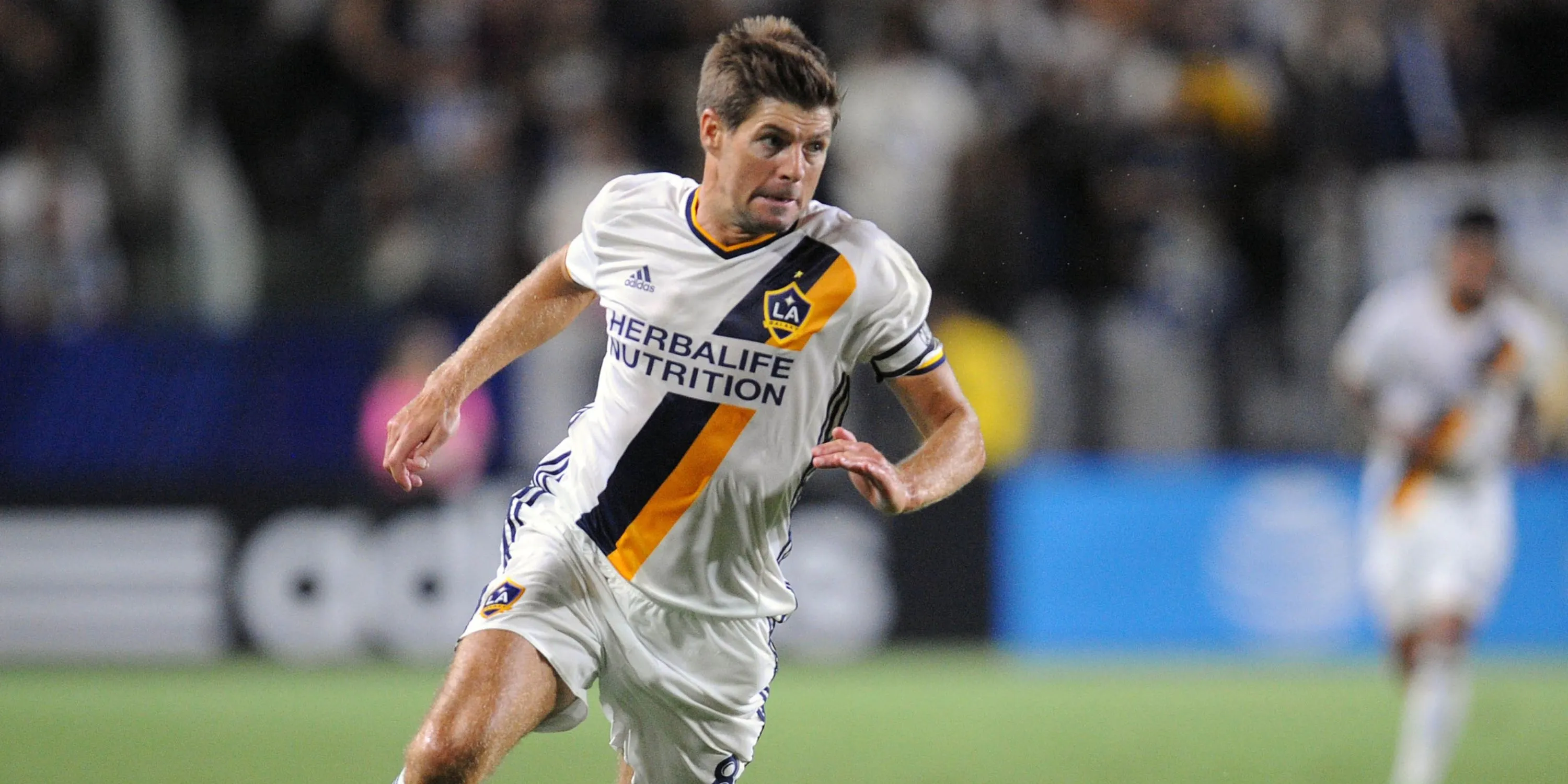 Steven Gerrard trong màu áo LA Galaxy thi đấu tại MLS