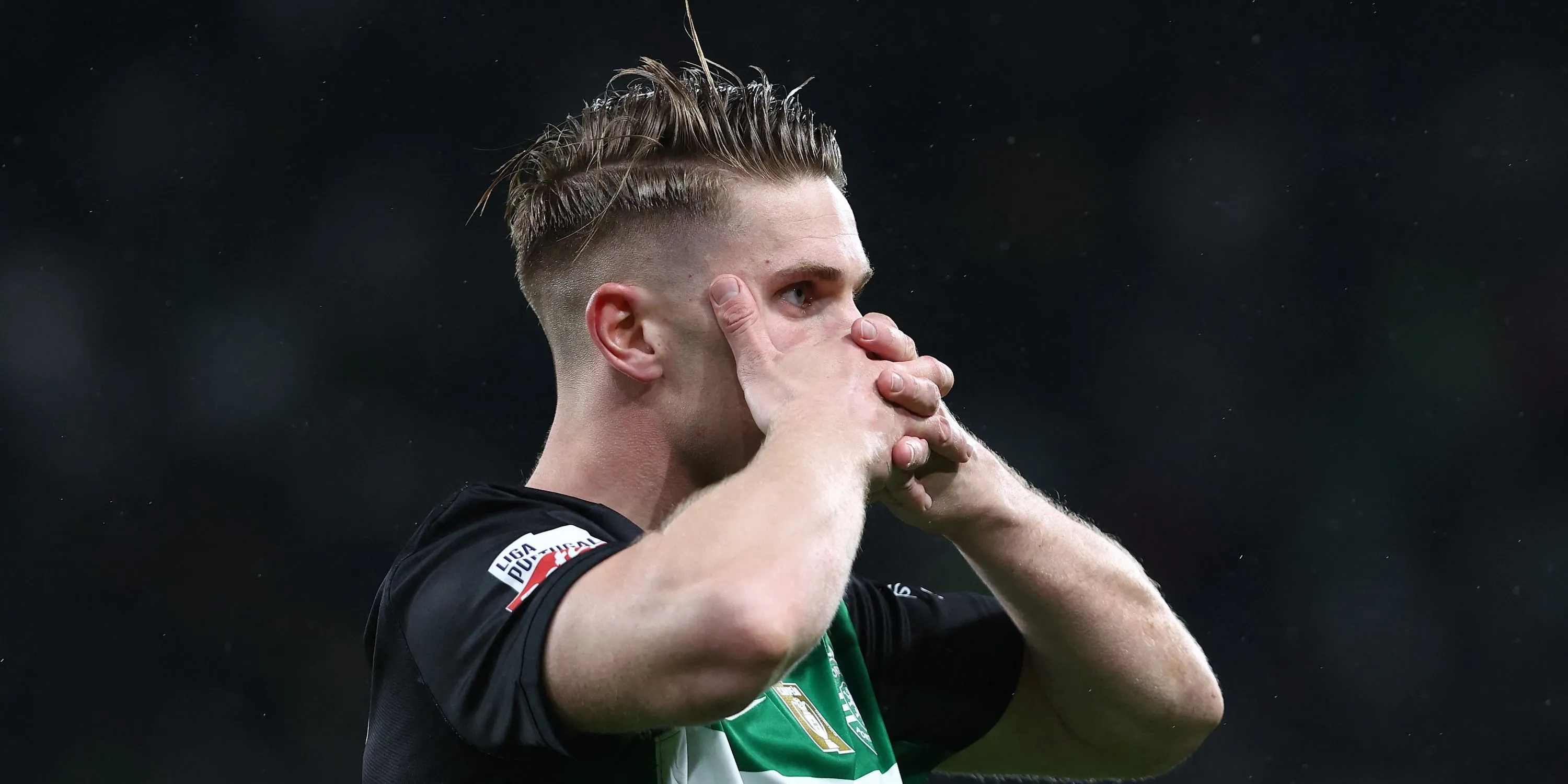 Viktor Gyokeres ăn mừng bàn thắng trong màu áo Sporting CP
