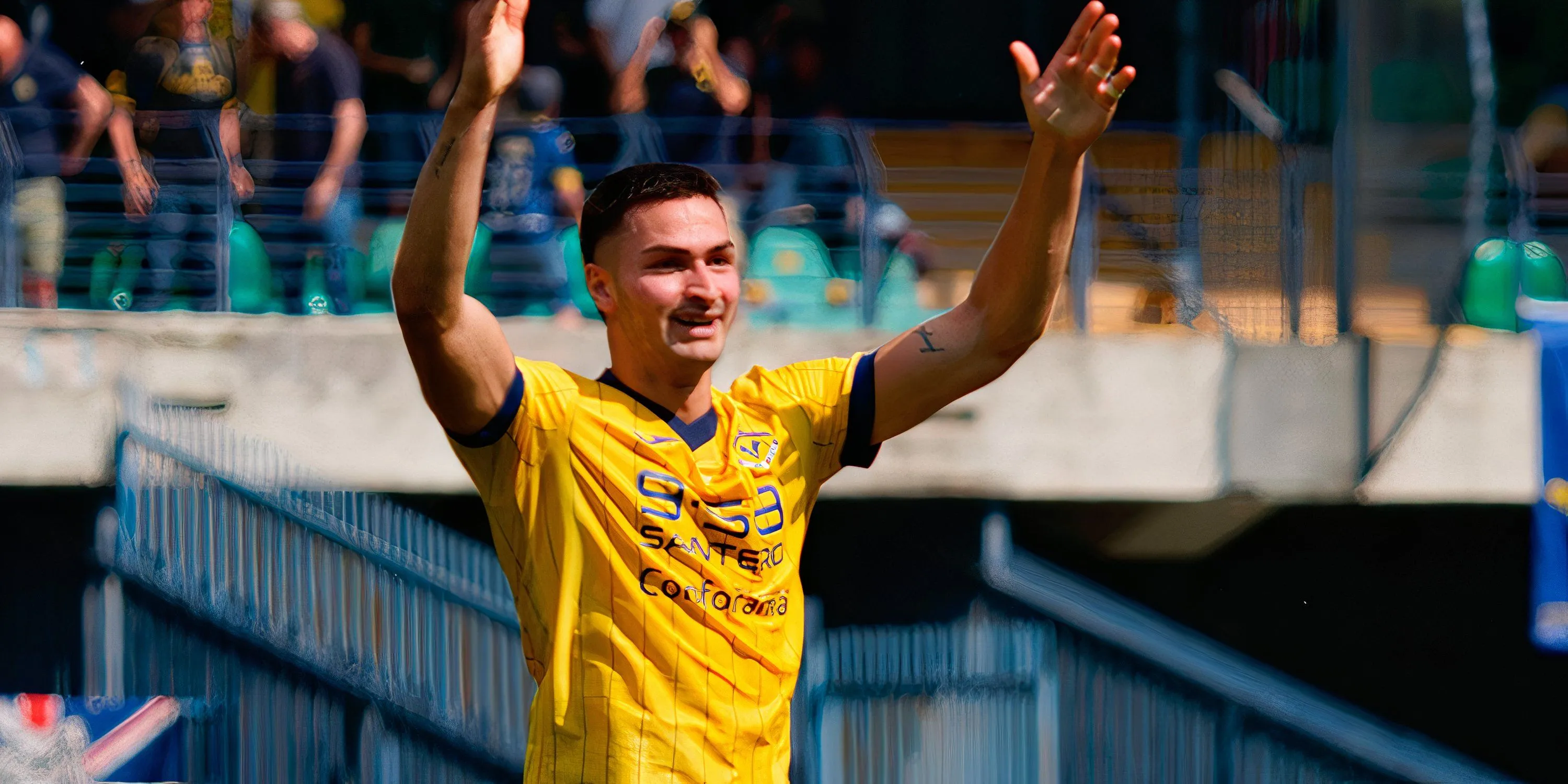 Chân dung trung vệ trẻ Diego Coppola của Hellas Verona, mục tiêu chuyển nhượng của Aston Villa.