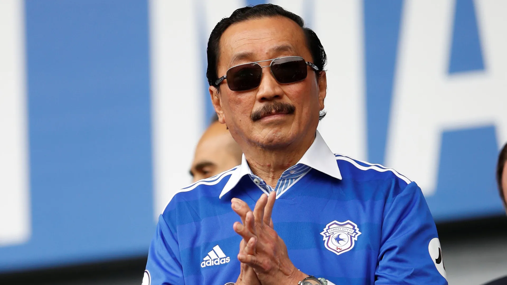 Chủ tịch Vincent Tan của Cardiff City phát biểu về HLV mới