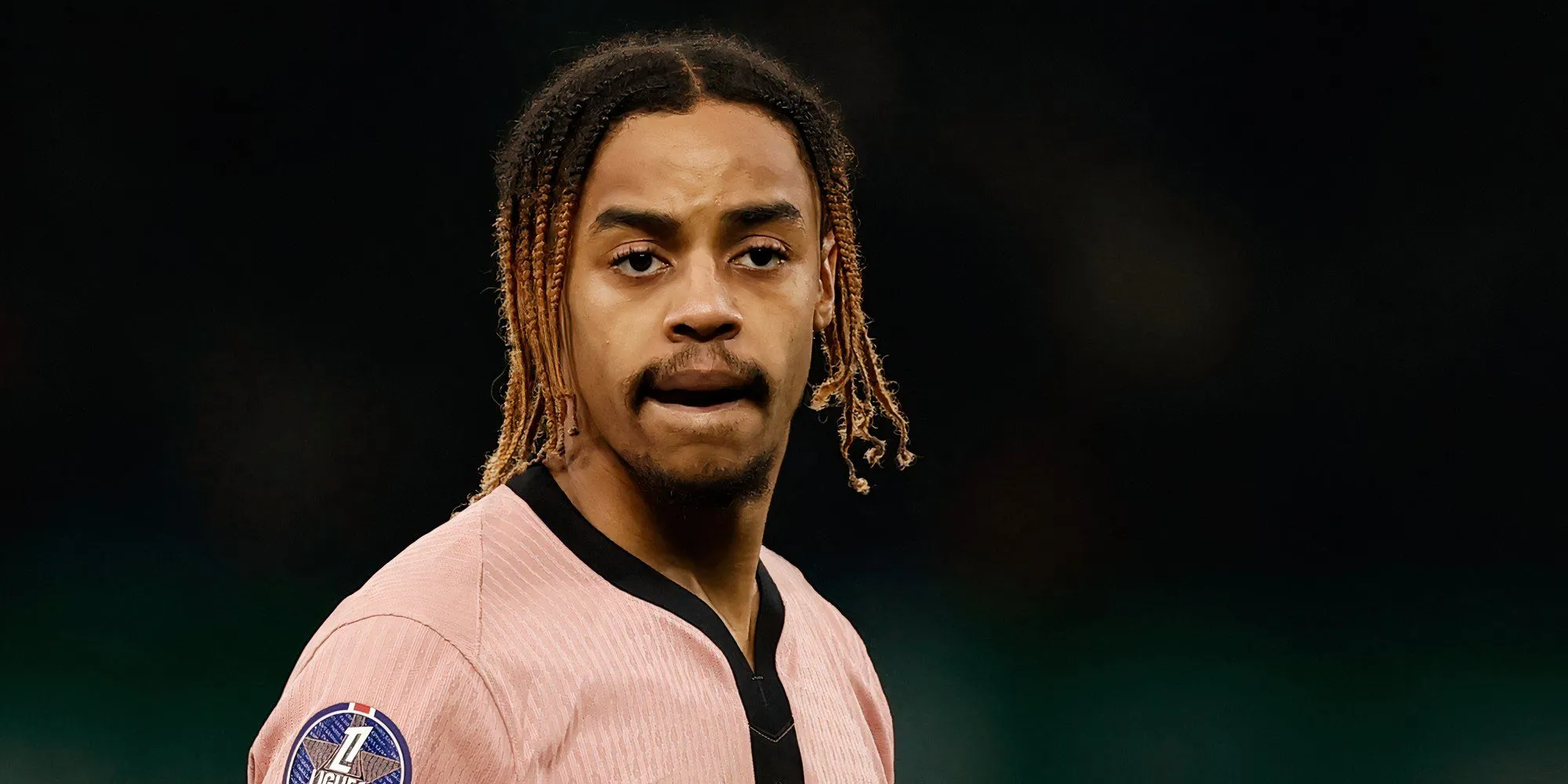 Tiền đạo Bradley Barcola trong màu áo Paris Saint-Germain