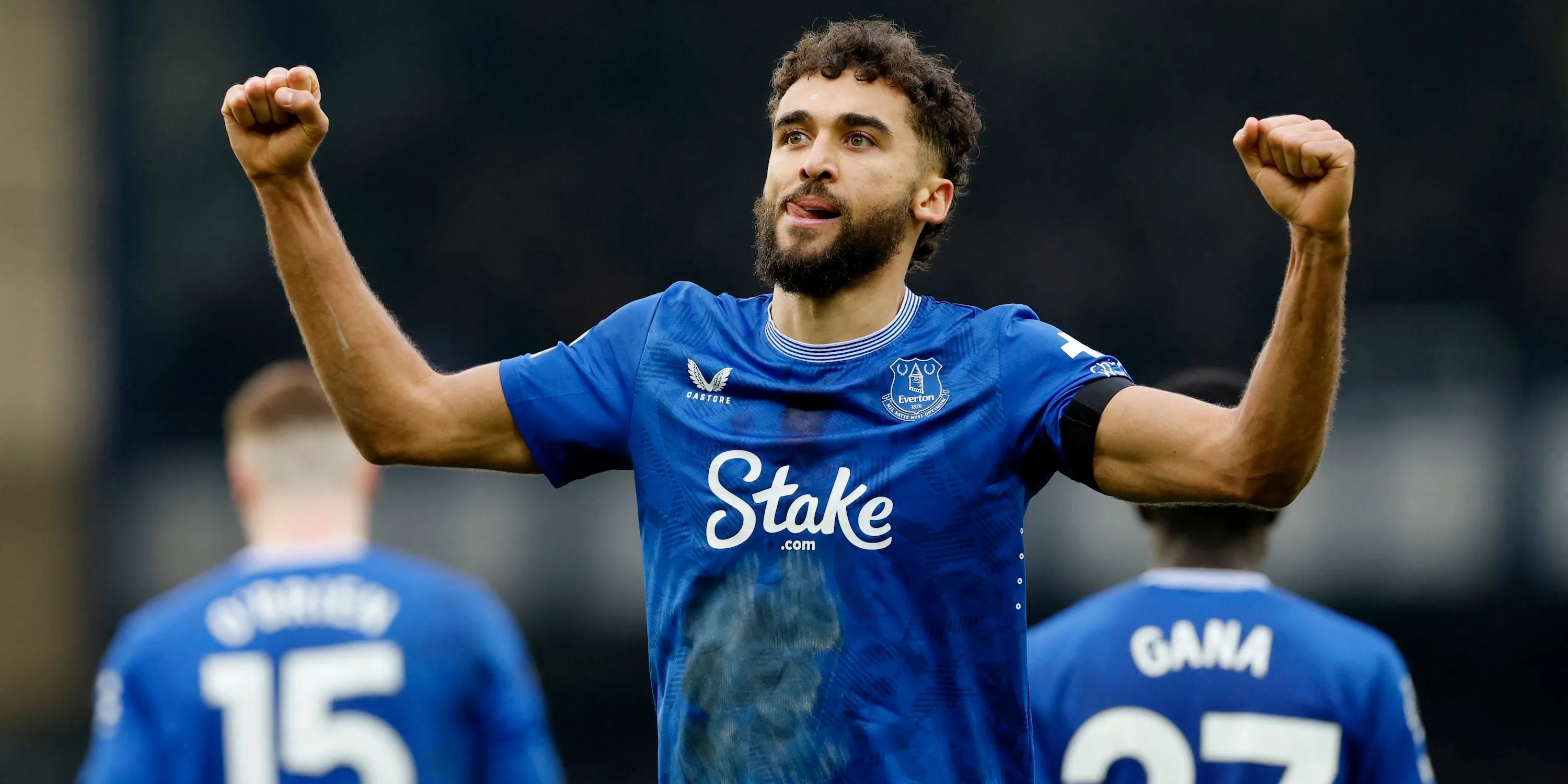 Tiền đạo Dominic Calvert-Lewin ăn mừng bàn thắng cho Everton