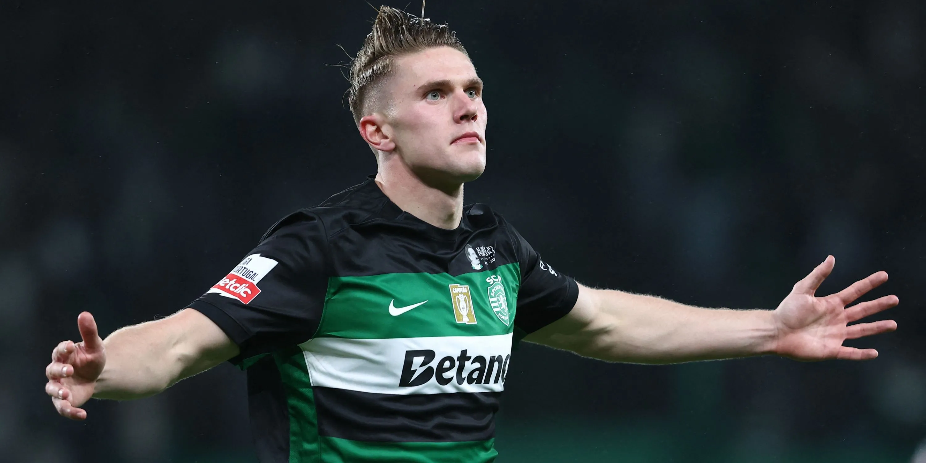 Tiền đạo Viktor Gyokeres ăn mừng bàn thắng cho Sporting CP