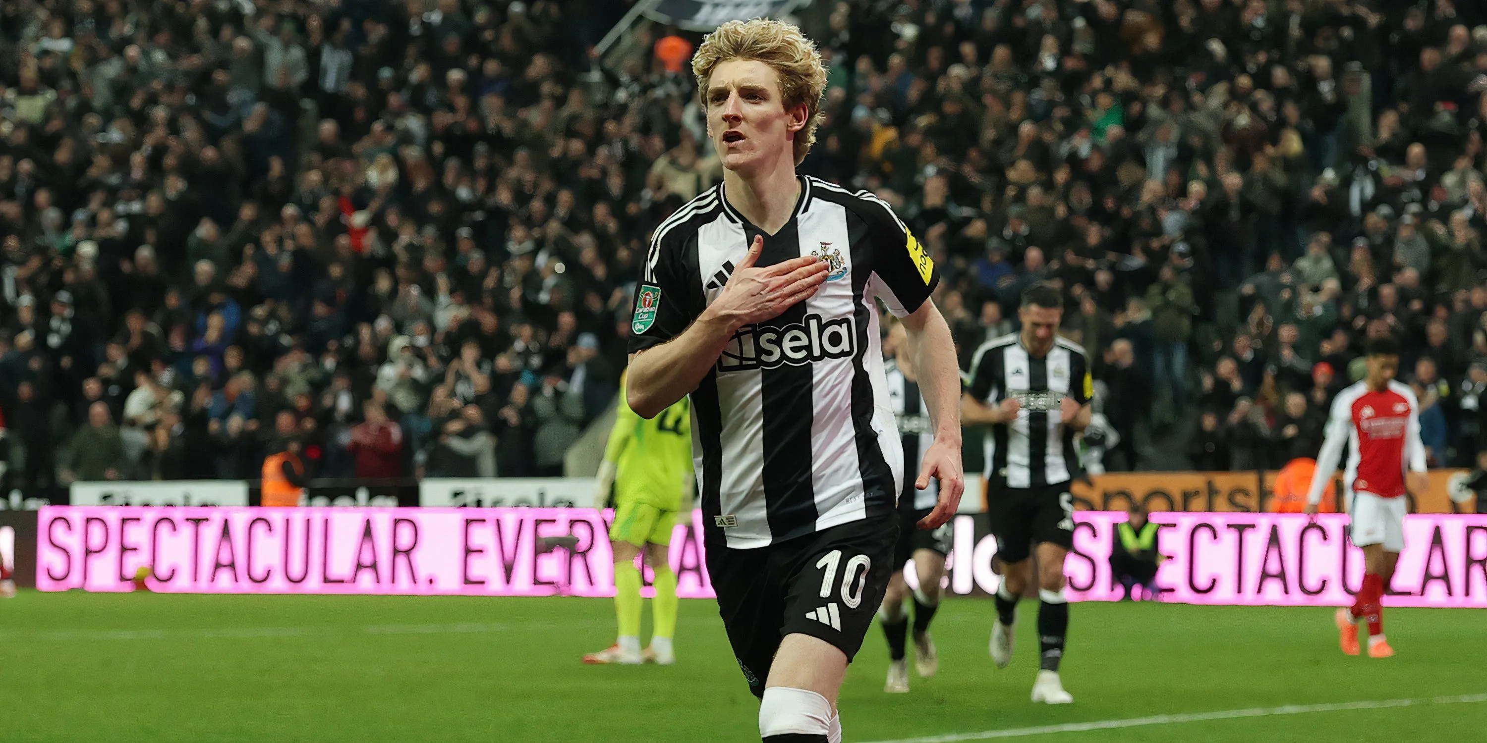 Anthony Gordon dưới sự dẫn dắt của Eddie Howe tại Newcastle