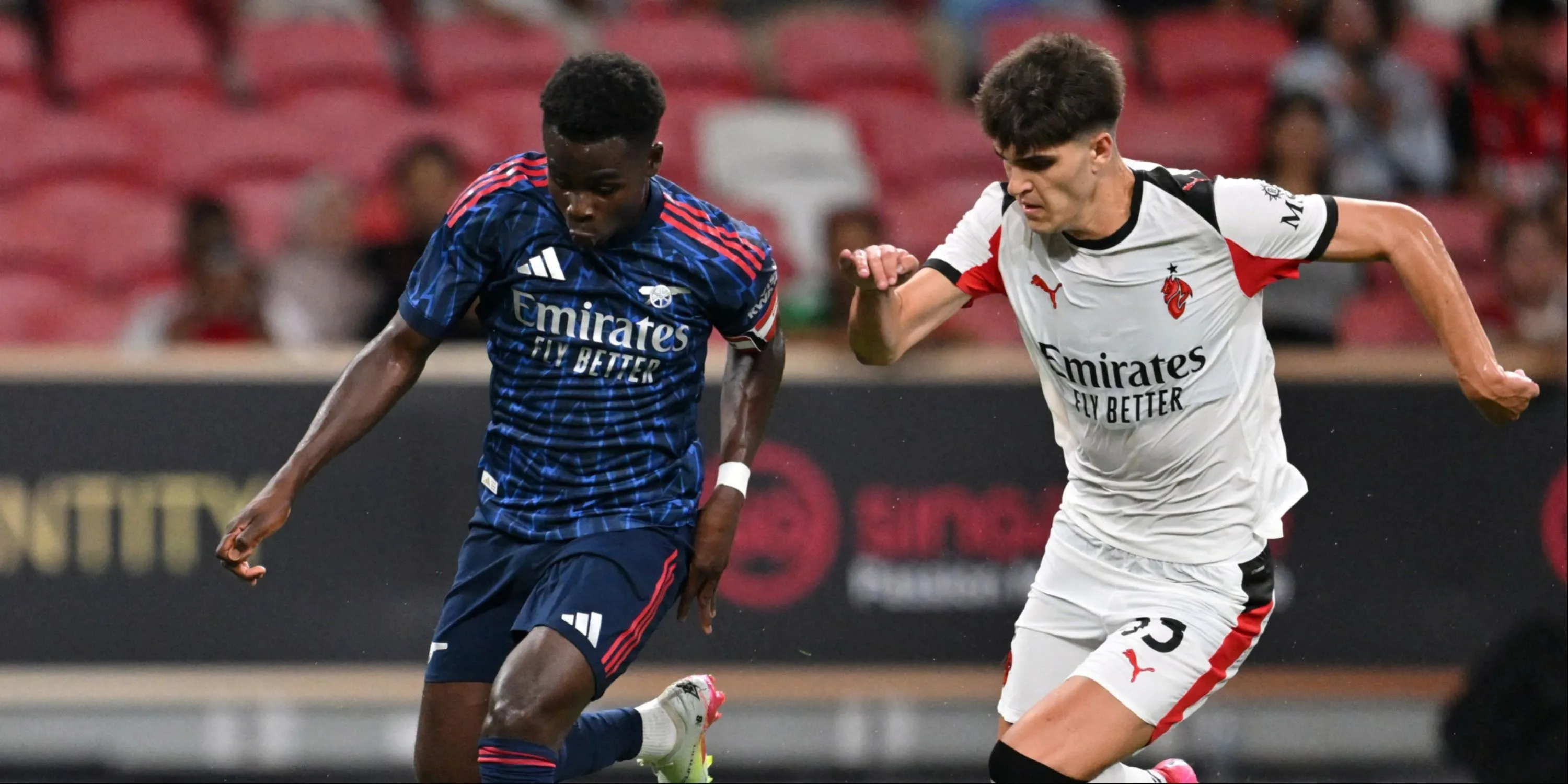 Cầu thủ chạy cánh Bukayo Saka của Arsenal trong trận giao hữu với AC Milan, anh là người đã ghi bàn thắng duy nhất.