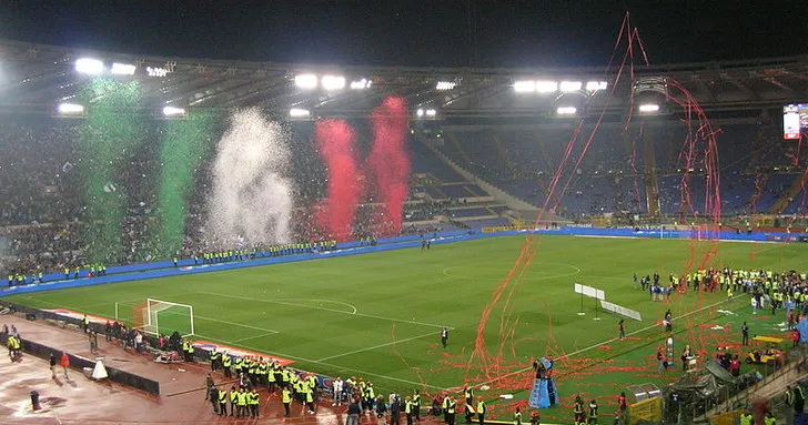 Hình ảnh tổng thể kiến trúc bên trong sân Stadio Olimpico