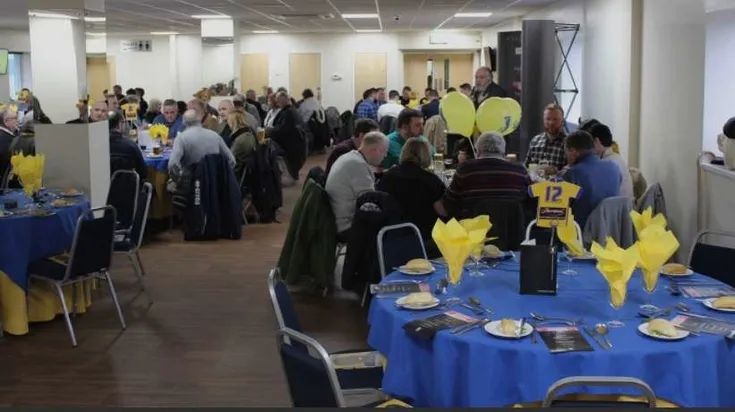 Không gian hospitality sang trọng tại sân One Call Stadium, mang đến trải nghiệm đẳng cấp cho người hâm mộ Mansfield Town
