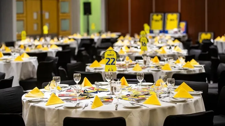 Khu vực phòng khách sạn cao cấp tại Kassam Stadium, Oxford United