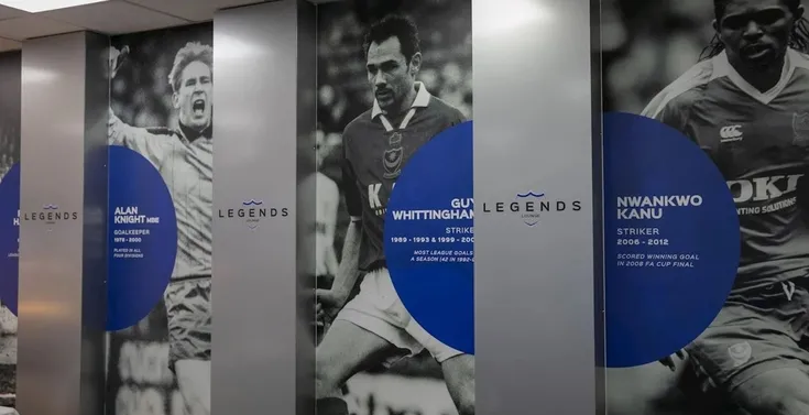 Khu vực tiếp đón khách VIP tại sân Fratton Park, Portsmouth
