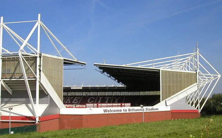 Mặt sau khán đài sân Britannia Stadium, nơi cổ động viên Stoke City tề tựu