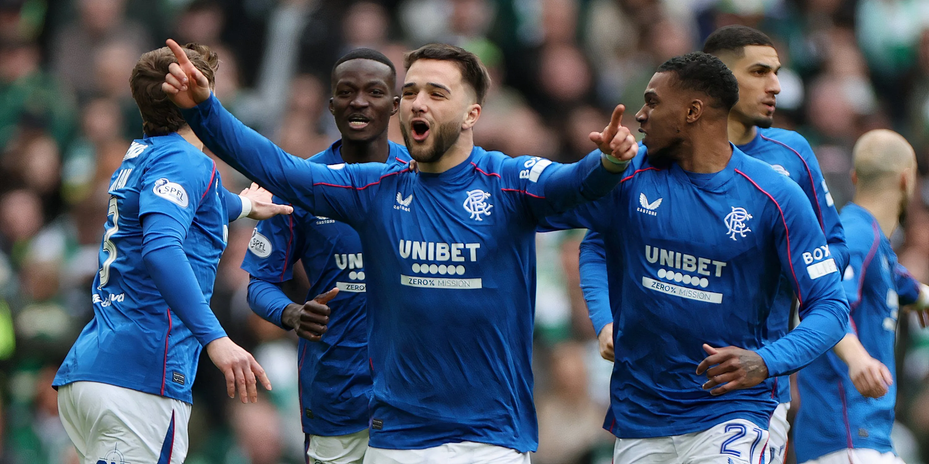 Nicolas Raskin trong màu áo Rangers, một tài năng không thể thiếu trên sân cỏ Scottish Premiership.