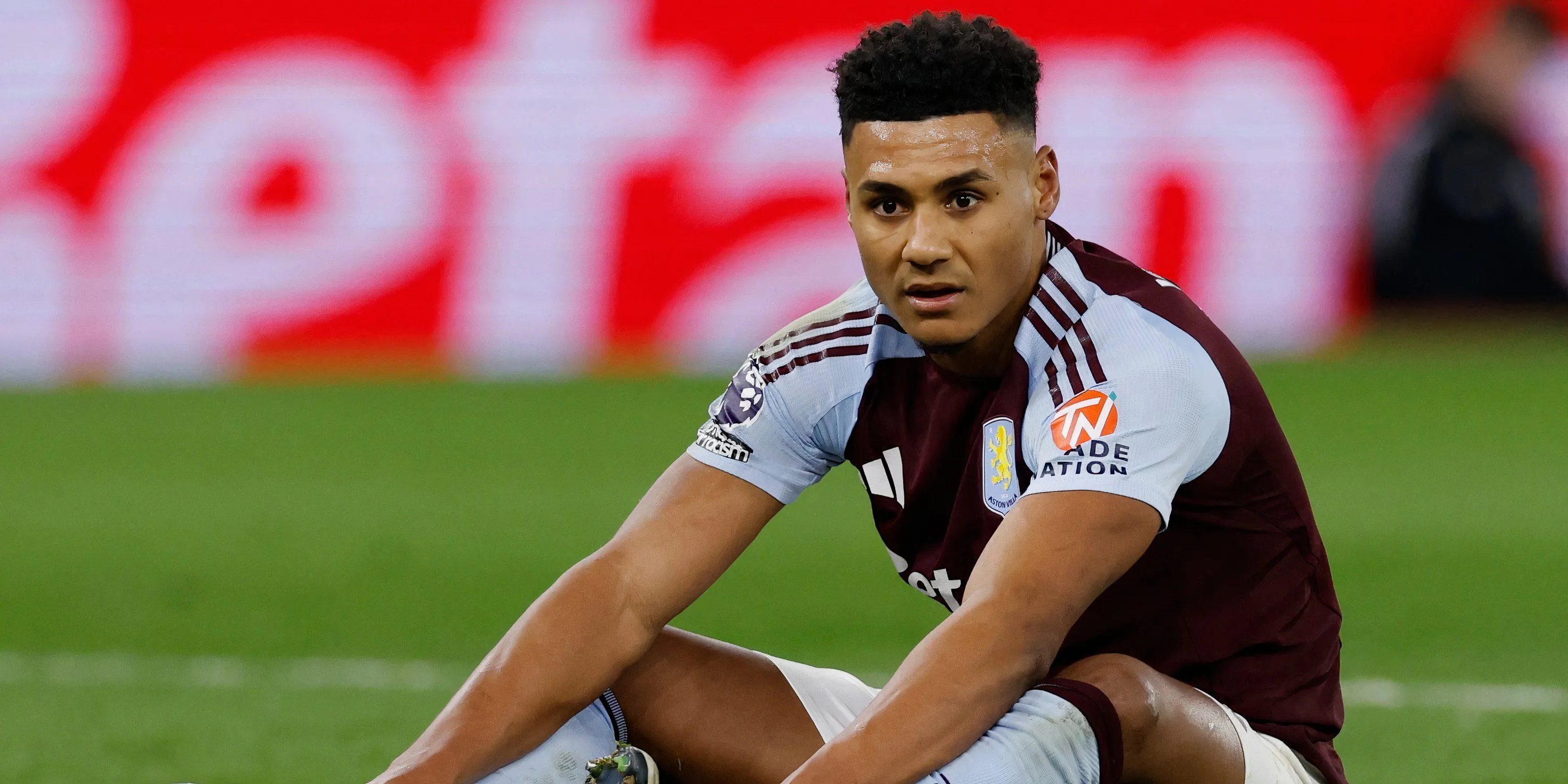Ollie Watkins, tiền đạo Aston Villa được MU quan tâm