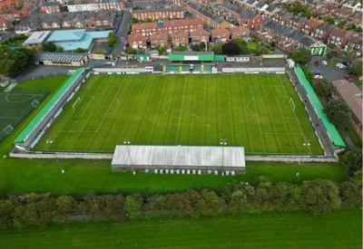 Sân vận động Croft Park, &quot;ngôi nhà&quot; của Blyth Spartans, nhìn từ trên cao.