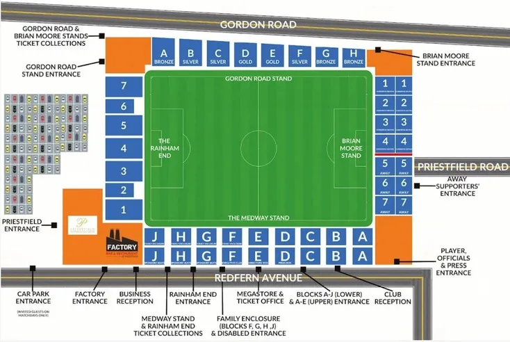 Sơ đồ bố trí các khán đài và khu vực chức năng tại sân vận động Priestfield, giúp người hâm mộ dễ dàng định vị chỗ ngồi và các lối đi.