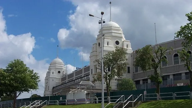 Tháp đôi cũ của sân Wembley trước khi bị phá bỏ