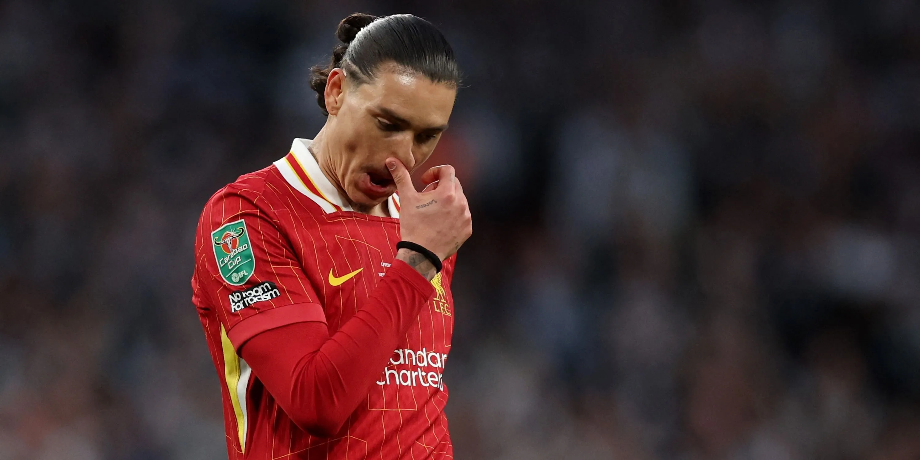 Tiền đạo Darwin Nunez của Liverpool có biểu cảm thất vọng
