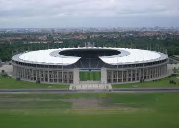 Toàn cảnh Olympiastadion Berlin, biểu tượng kiến trúc và thể thao của thủ đô nước Đức