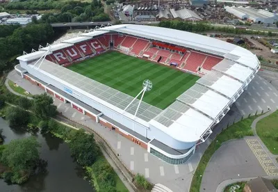 Toàn cảnh sân vận động New York Stadium từ trên cao