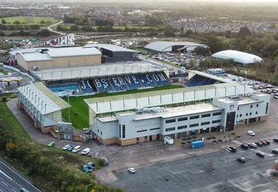Tổng quan trên không về Sân vận động JobServe Community của Colchester United