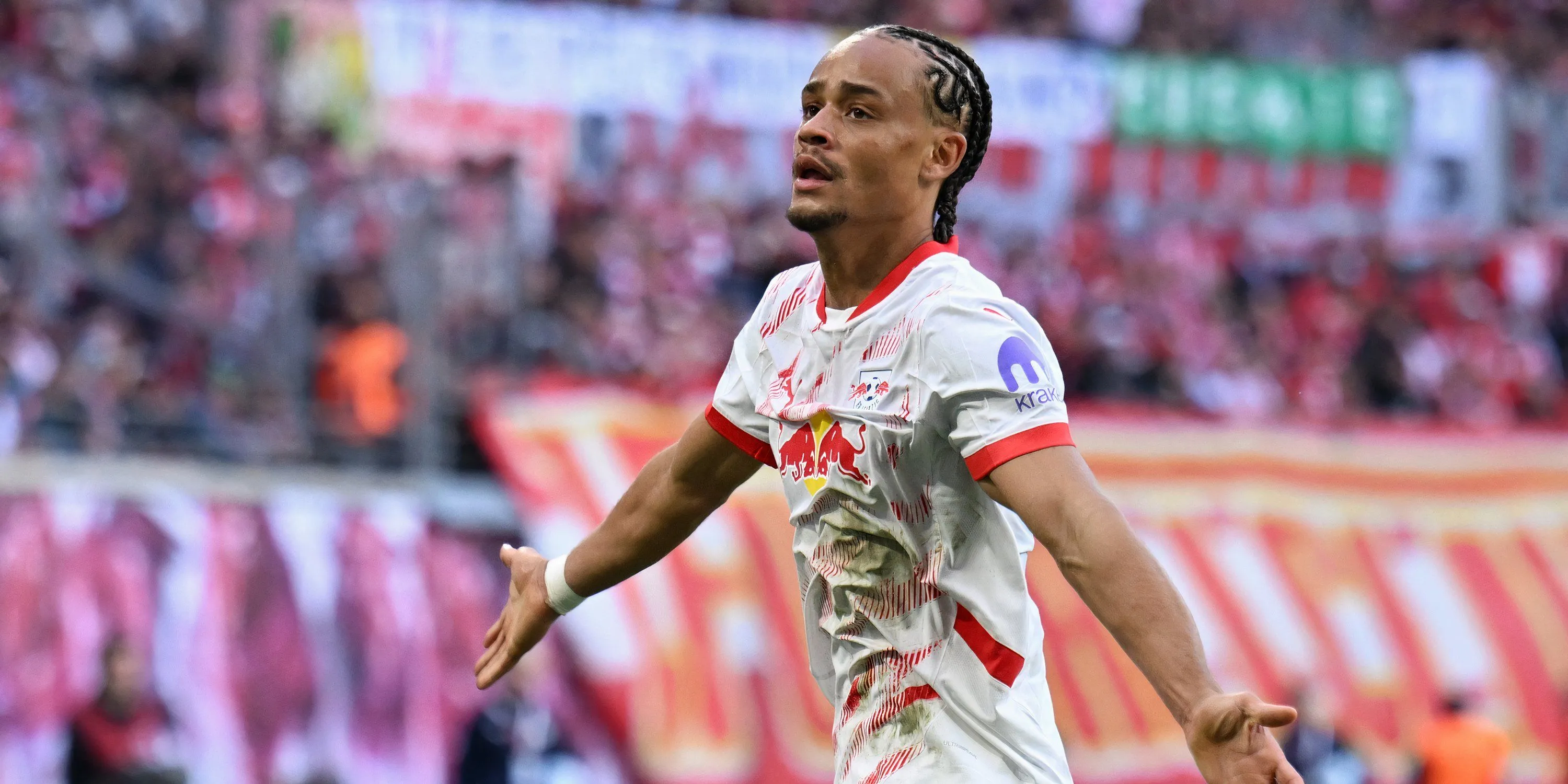 Xavi Simons ăn mừng bàn thắng, tiền vệ tài năng người Hà Lan đang là mục tiêu chuyển nhượng hàng đầu của Chelsea.