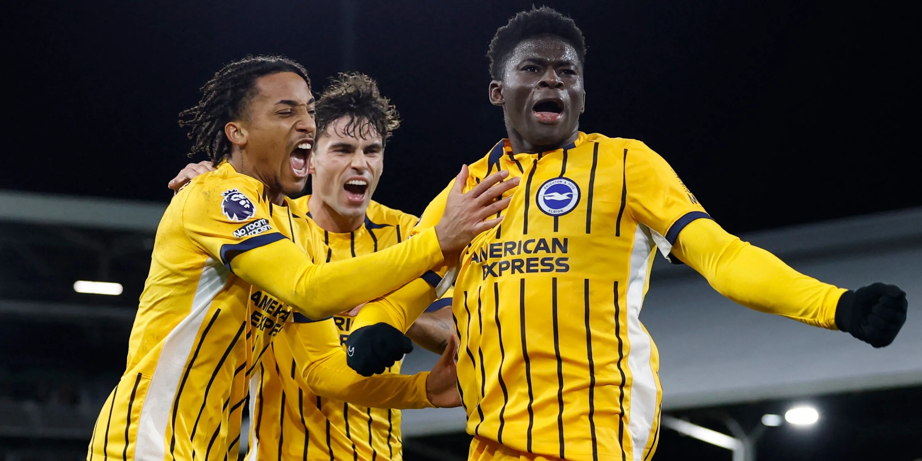 Matt O'Riley ăn mừng bàn thắng cùng đồng đội Brighton, minh chứng cho sức sáng tạo trên sân
