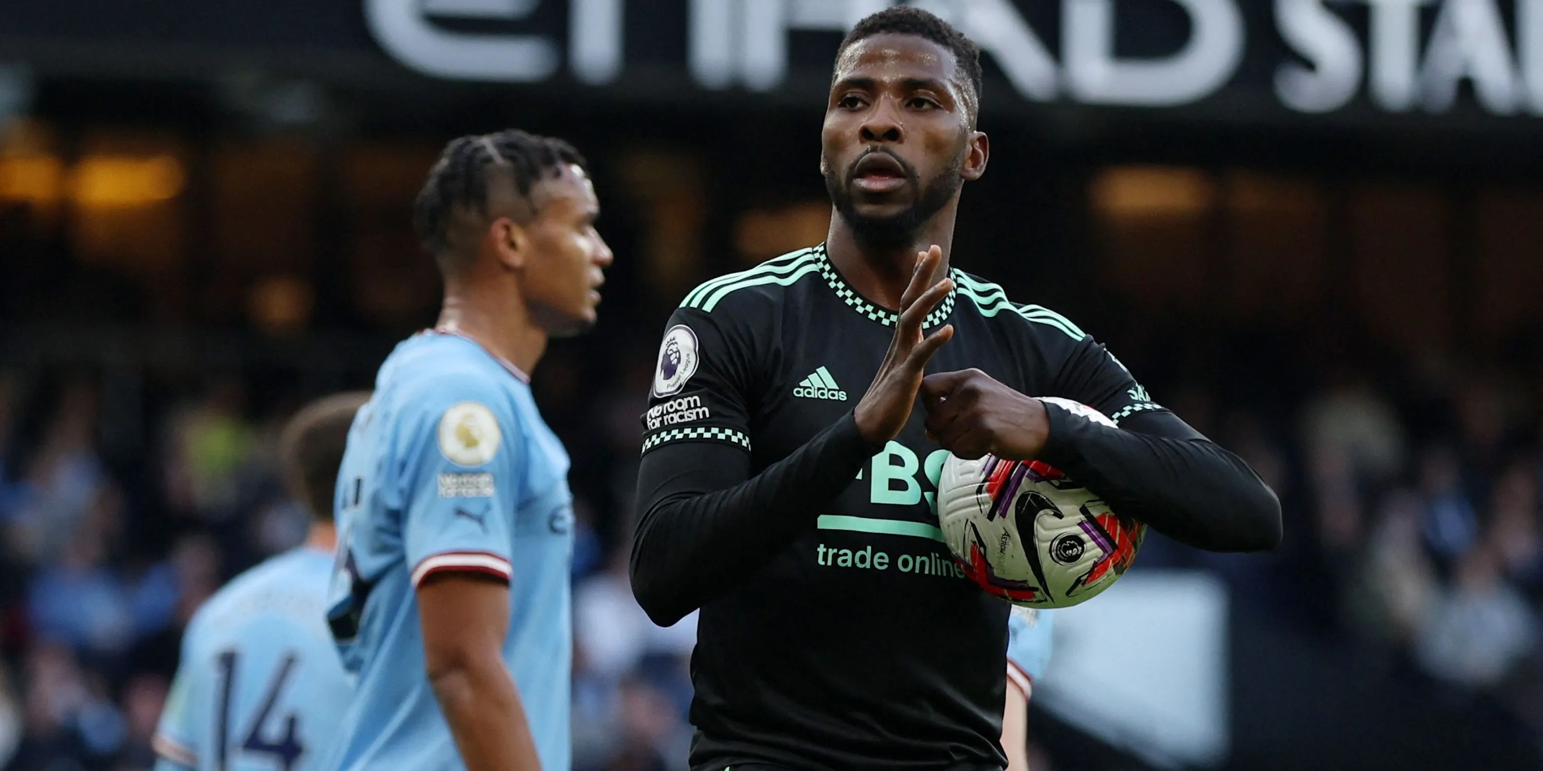 Kelechi Iheanacho ăn mừng bàn thắng trong màu áo Leicester City dưới thời Brendan Rodgers