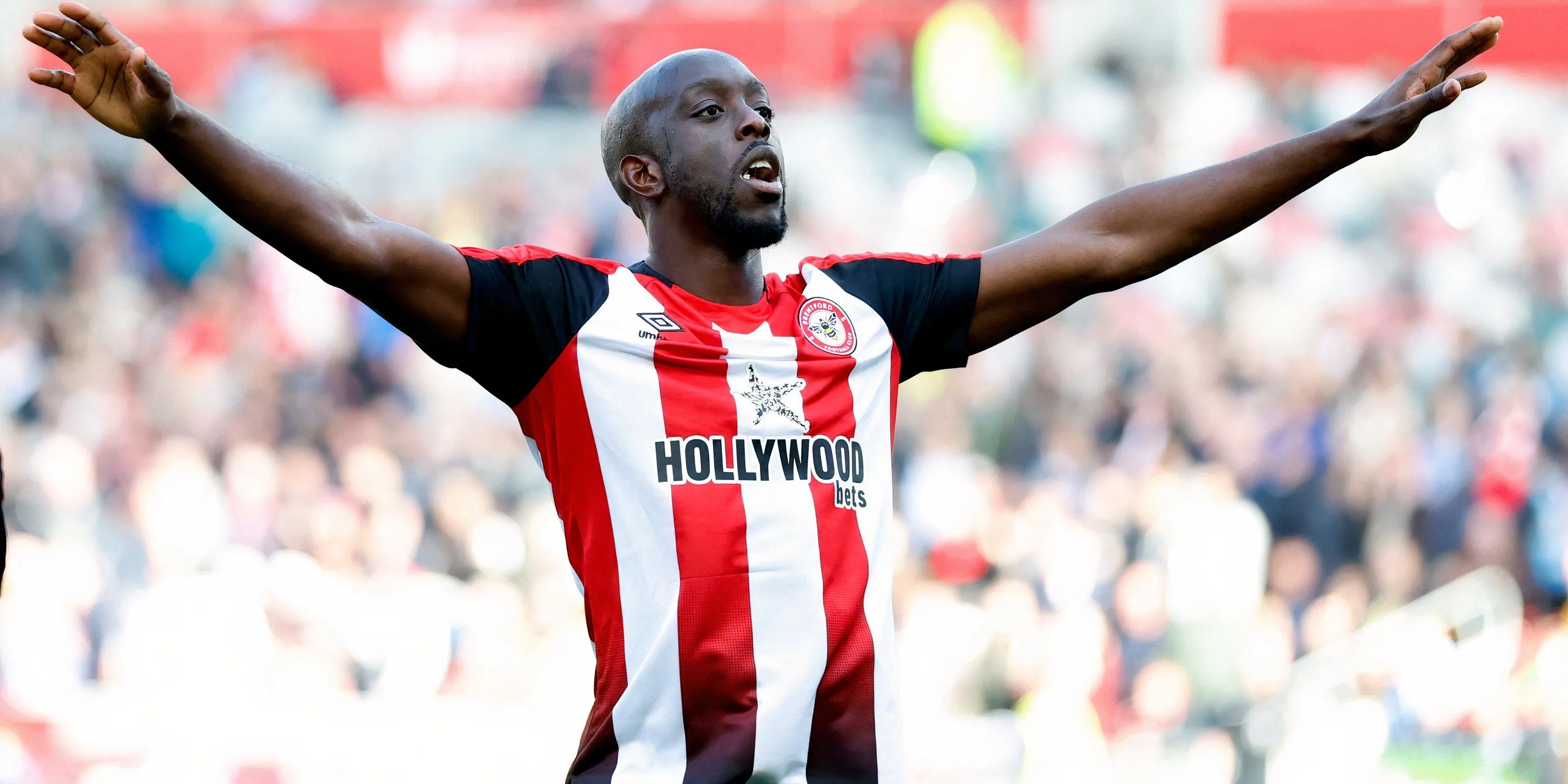 Tiền đạo Yoane Wissa trong màu áo Brentford, người đã cập bến Newcastle với giá 55 triệu bảng.