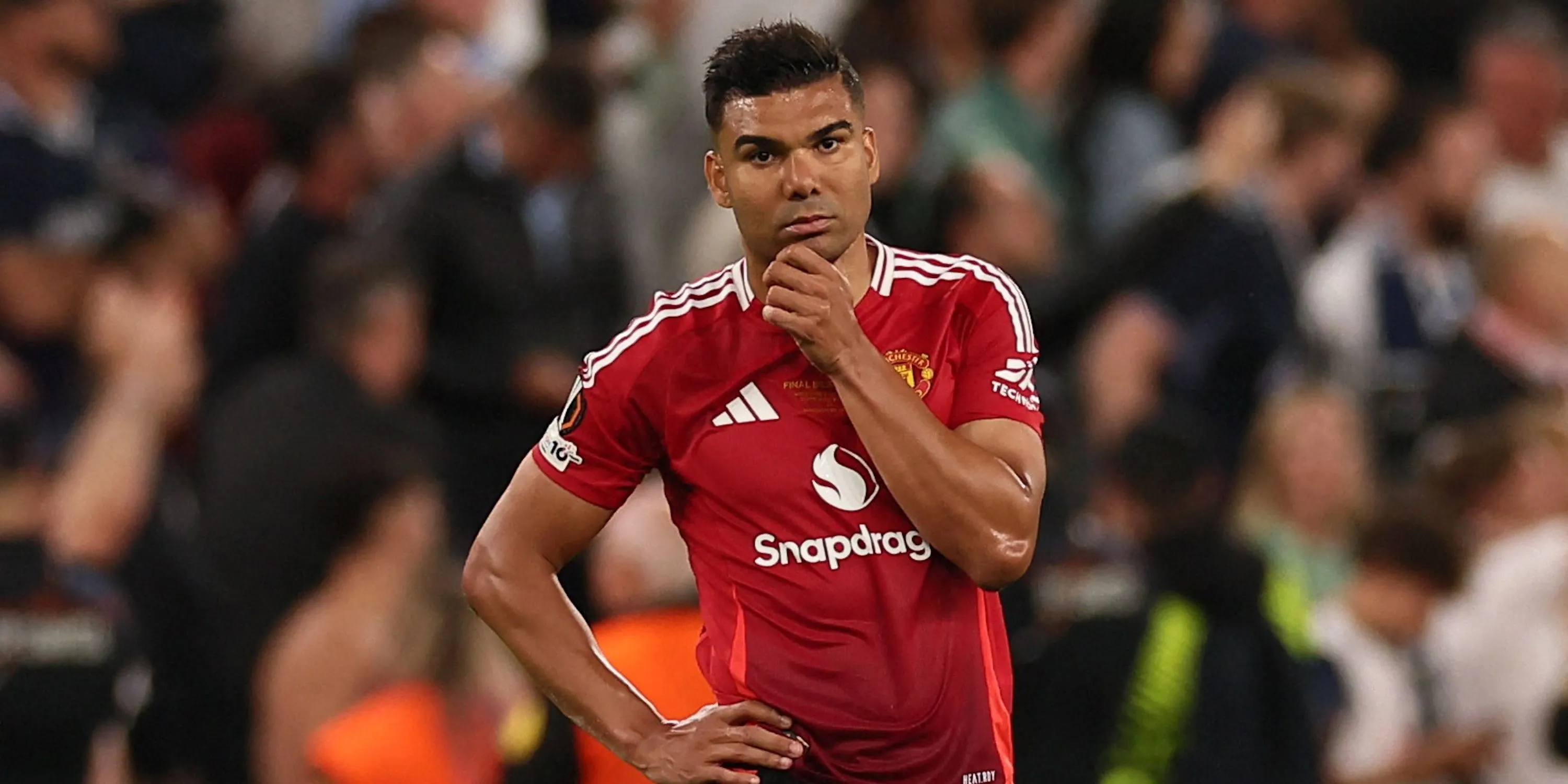 Tiền vệ Casemiro của Manchester United với vẻ mặt thất vọng sau trận đấu