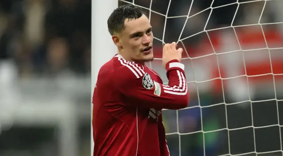 Florian Wirtz trong buổi tập, tân binh Liverpool đang vật lộn thích nghi với Ngoại hạng Anh