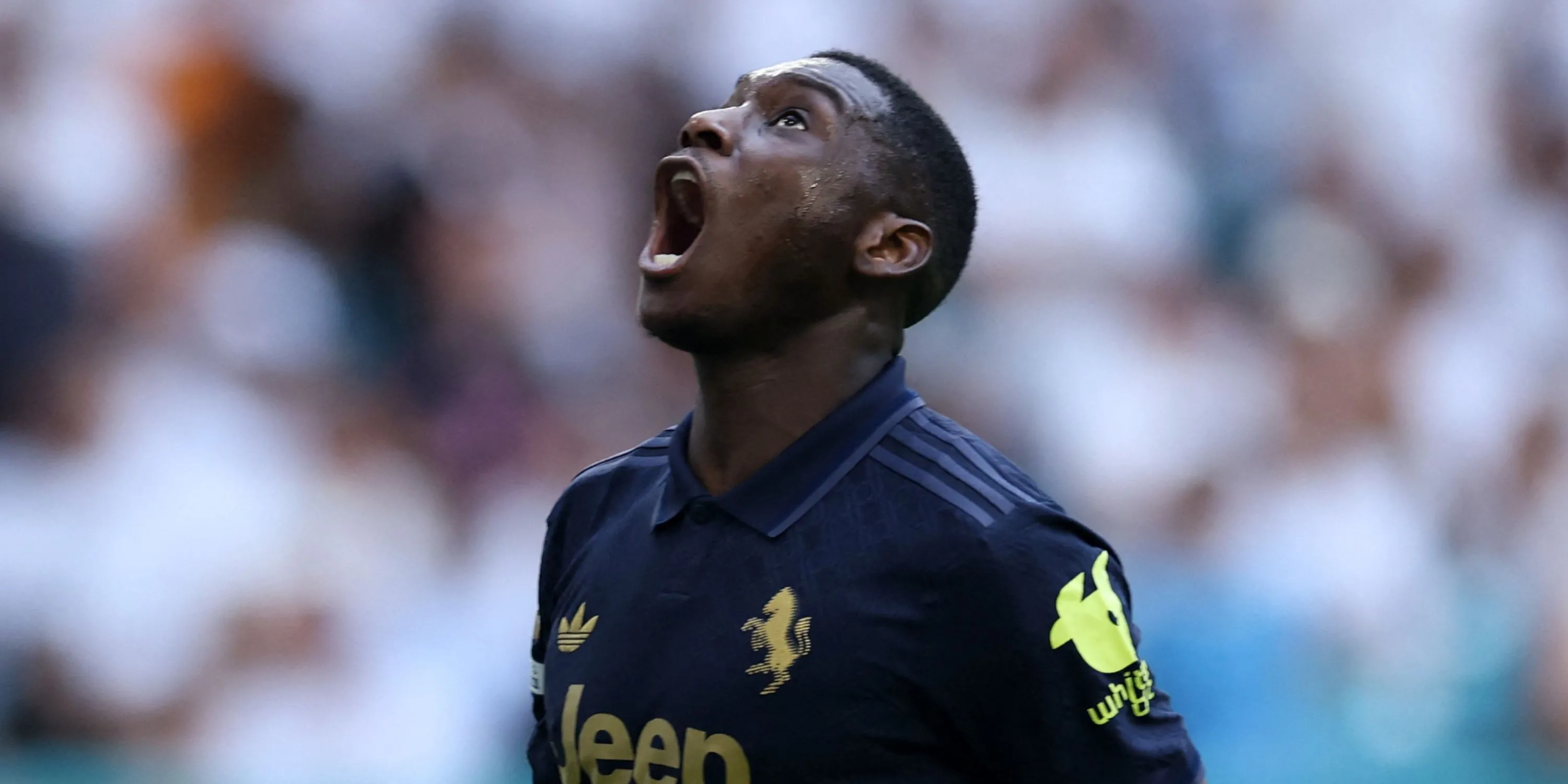 Kolo Muani gặp khó trong những pha không chiến và áp sát từ đối thủ